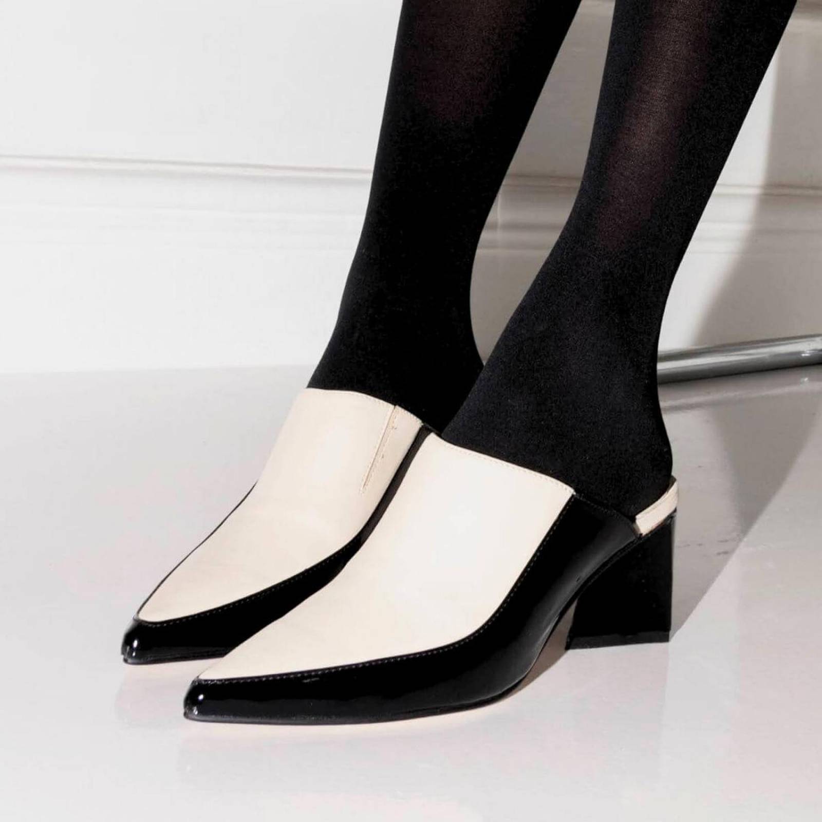 MONTE CARLO 50 - Negro y Latte Regina Romero Zapato Zapatilla Tacon Bajo Para Dama en Piel 