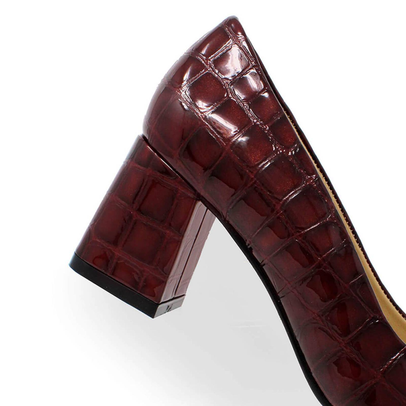 TAMARA 50 - Burdeos Regina Romero Zapato Zapatilla Tacon Bajo Para Dama en Piel 