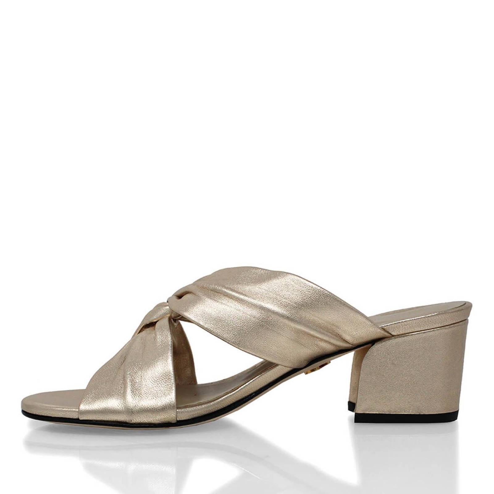 LINDA 55 - Champagne Regina Romero Zapato Sandalia Zapatilla Tacon Bajo Para Dama en Piel 