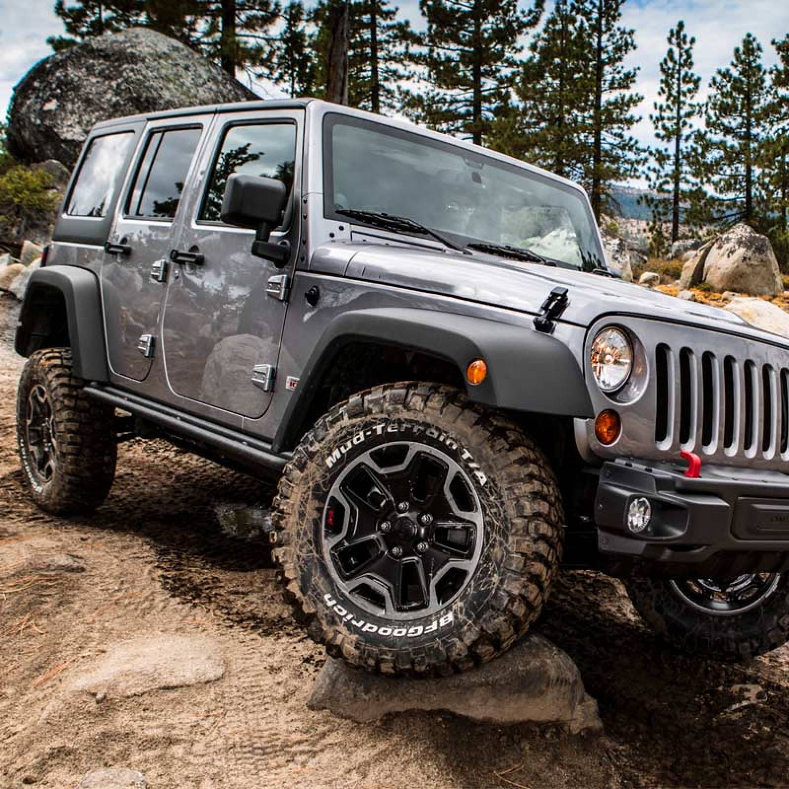 LLANTA 265/70 R17 BF GOODRICH MUD TERRAIN KM2 121Q