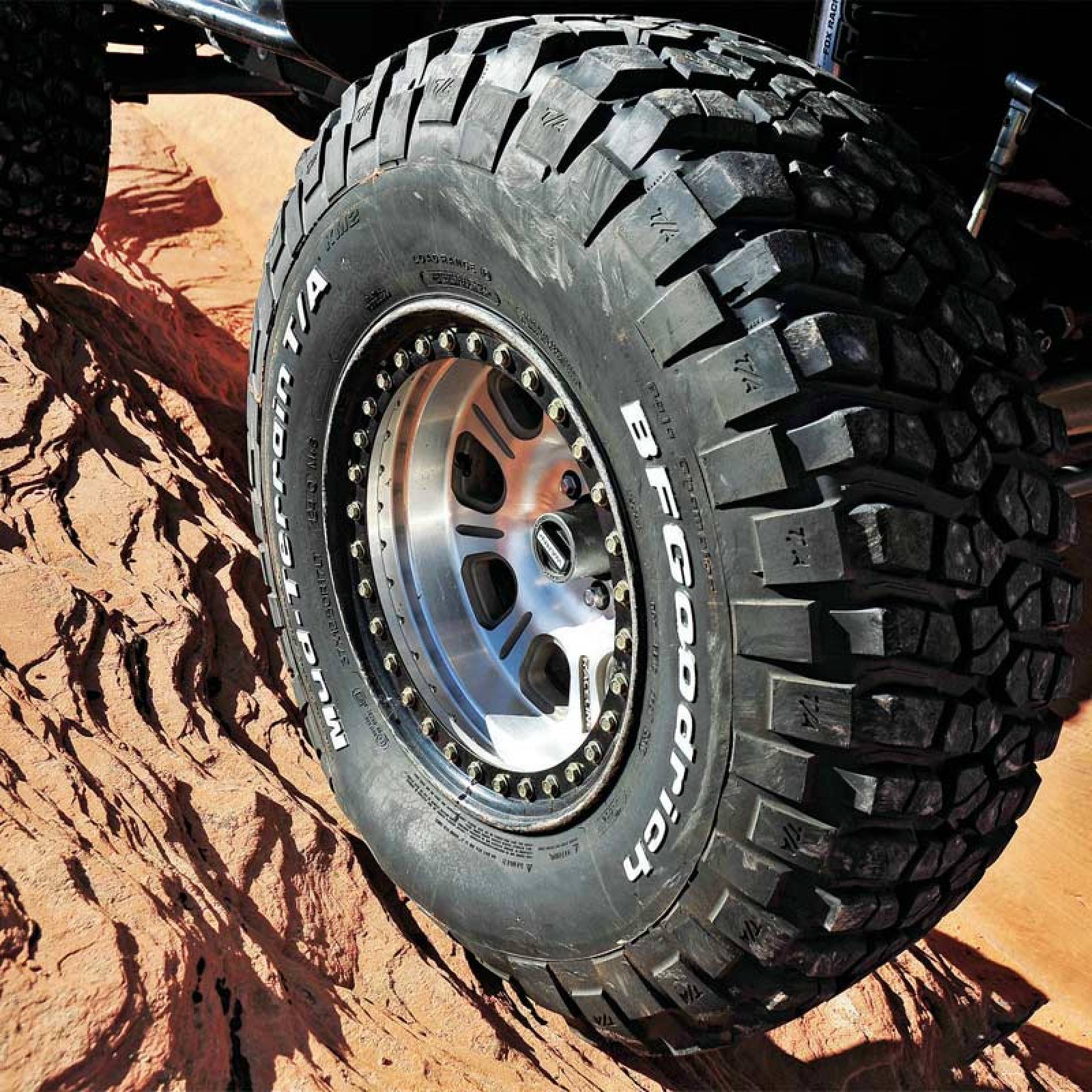 LLANTA 265/70 R17 BF GOODRICH MUD TERRAIN KM2 121Q