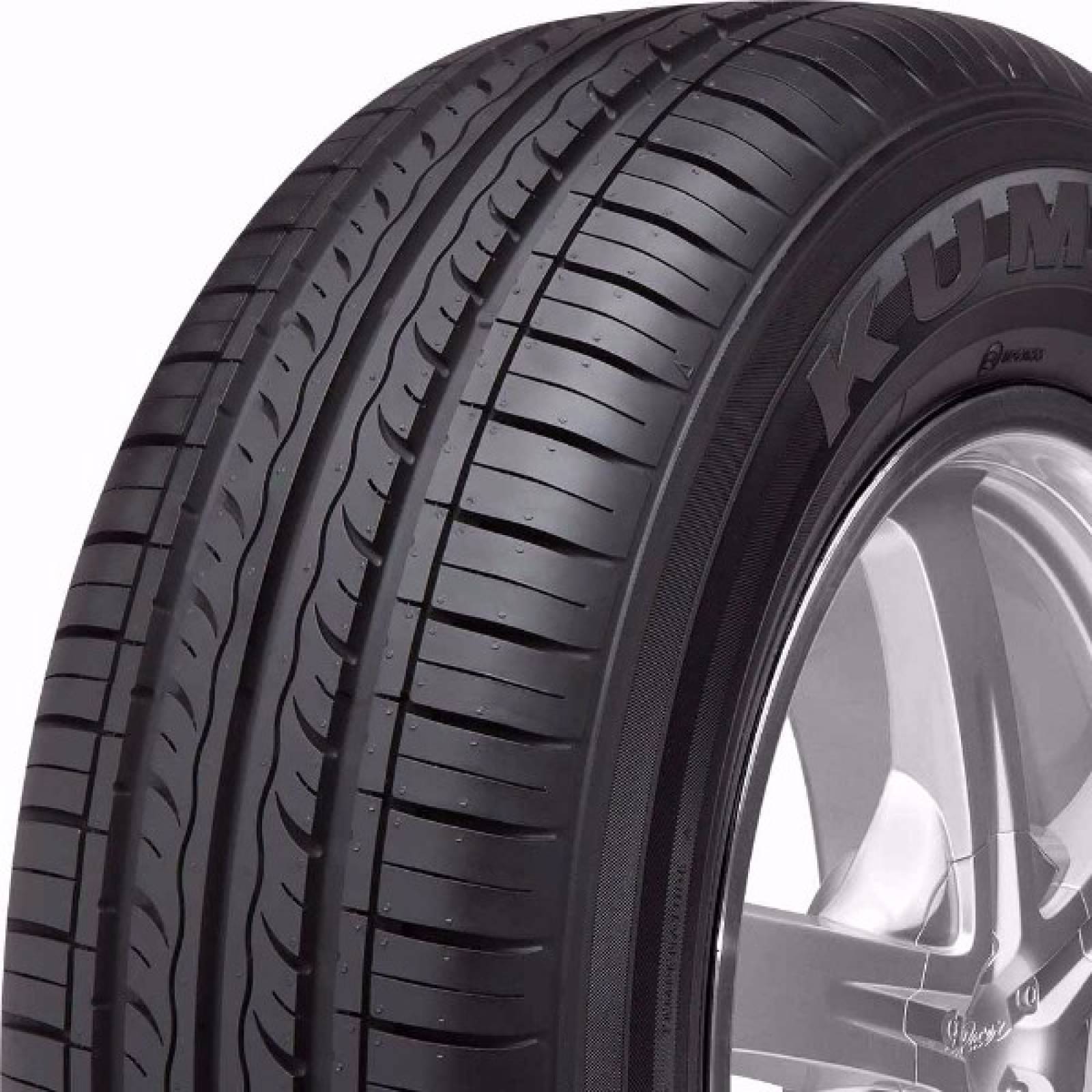 LLANTAS 175 70 R14 KUMHO SOLUS KH17 84T