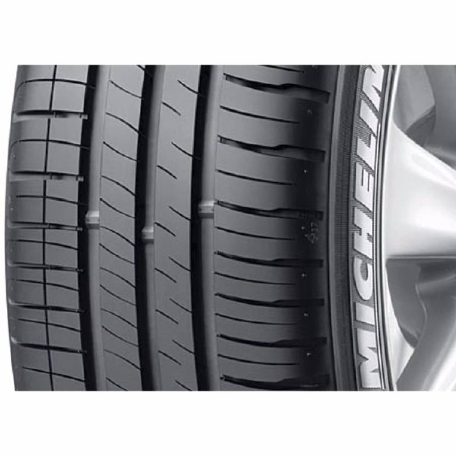 Paquete de 4 LLANTAS 155 70 R13 MICHELIN ENERGY XM2 75T