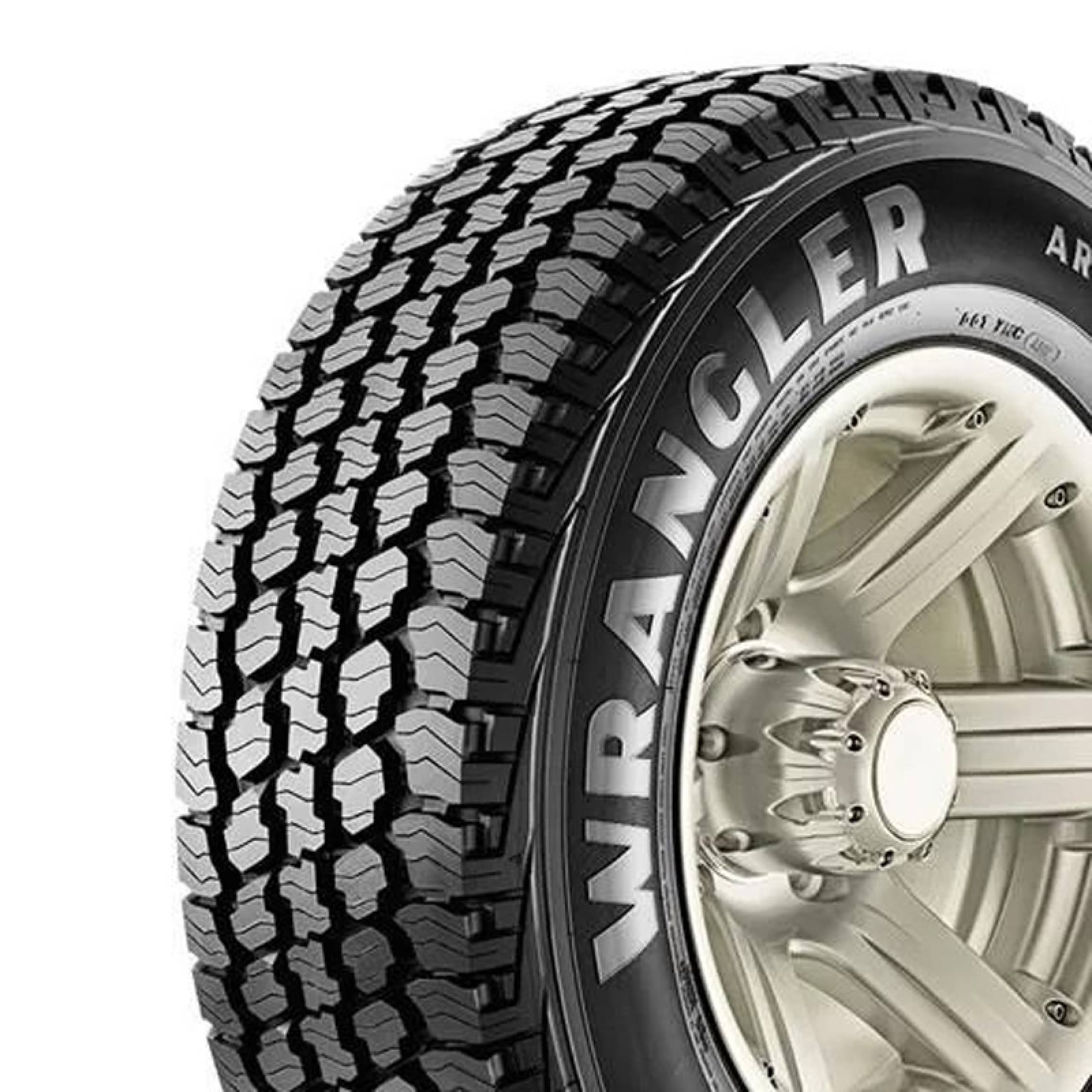 Paquete de 4 LLANTAS 235 75 R15 GOODYEAR WRANGLER ARMORTRAC 109S