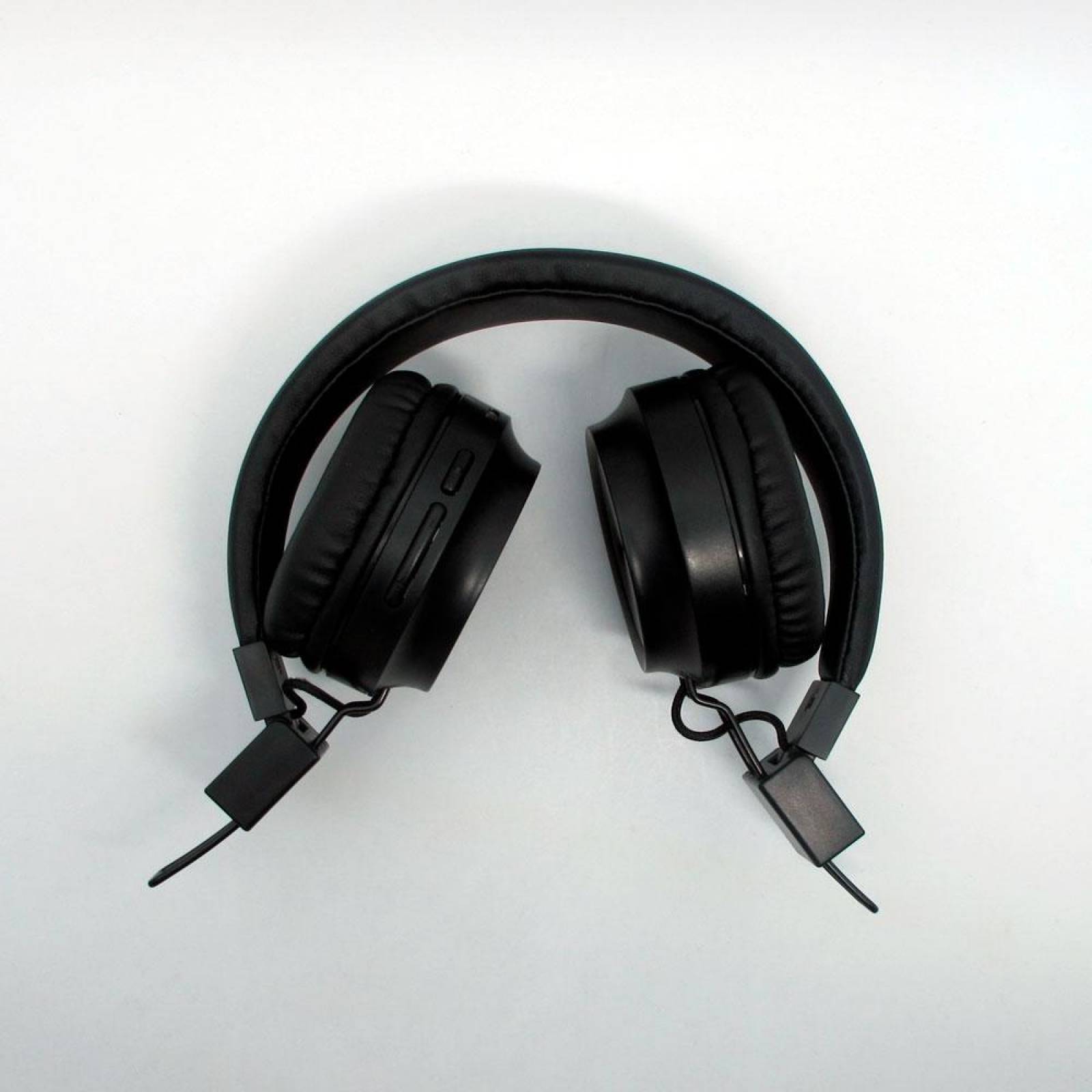 AUDIFONOS VAK 2026 BLUETOOTH FM ENTRADA SD AUX DIADEMA LED 
