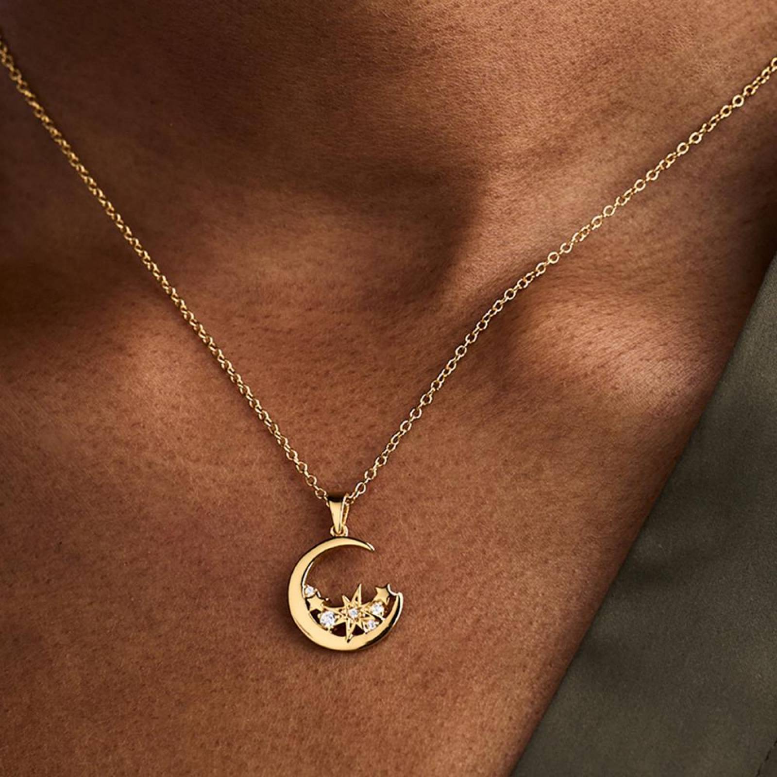 Collar Olivia Burton Celestial Chapa Oro 18k OBJCLN35 Mujer 