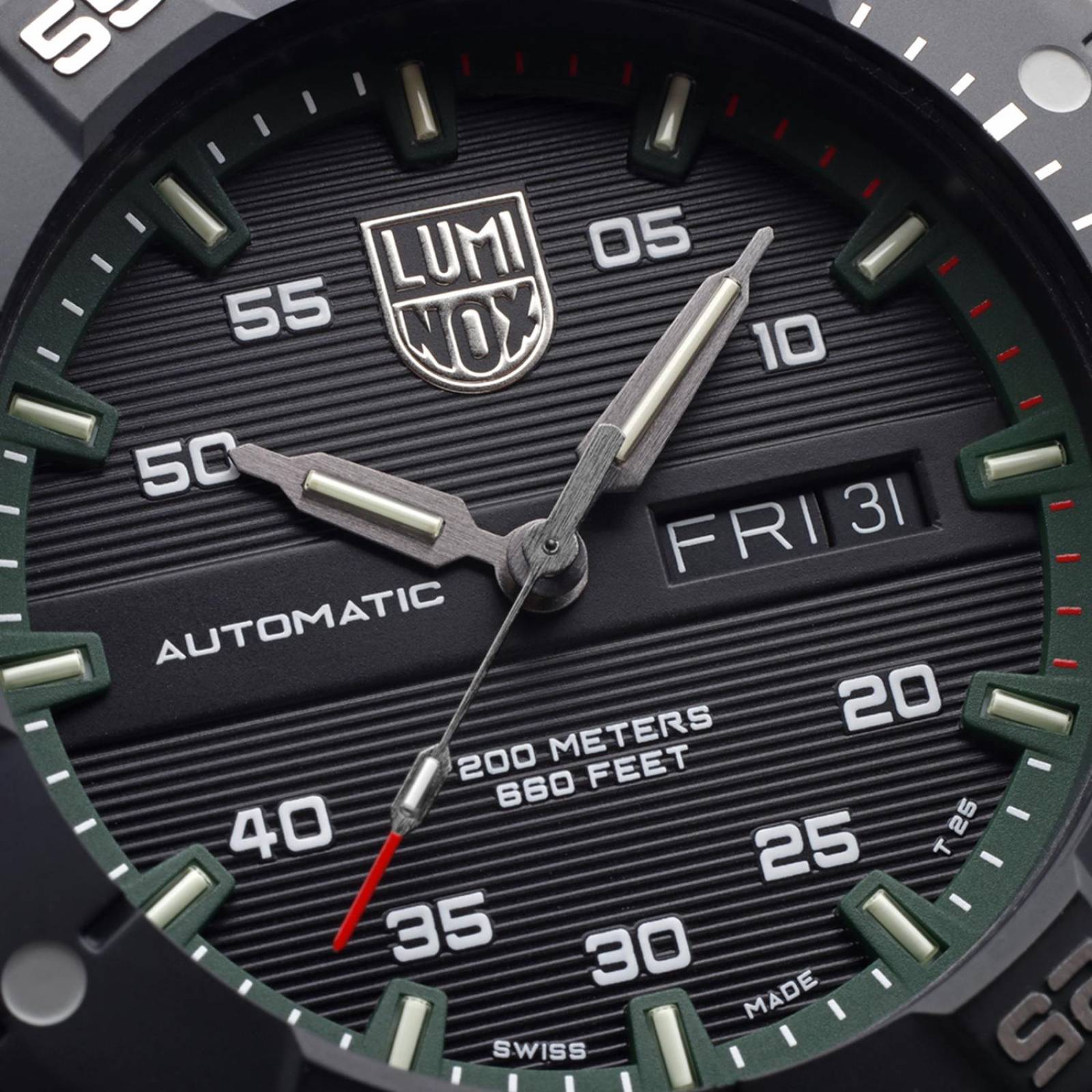Reloj Luminox Master Carbon Seal Automatico XS.3877 Hombre 