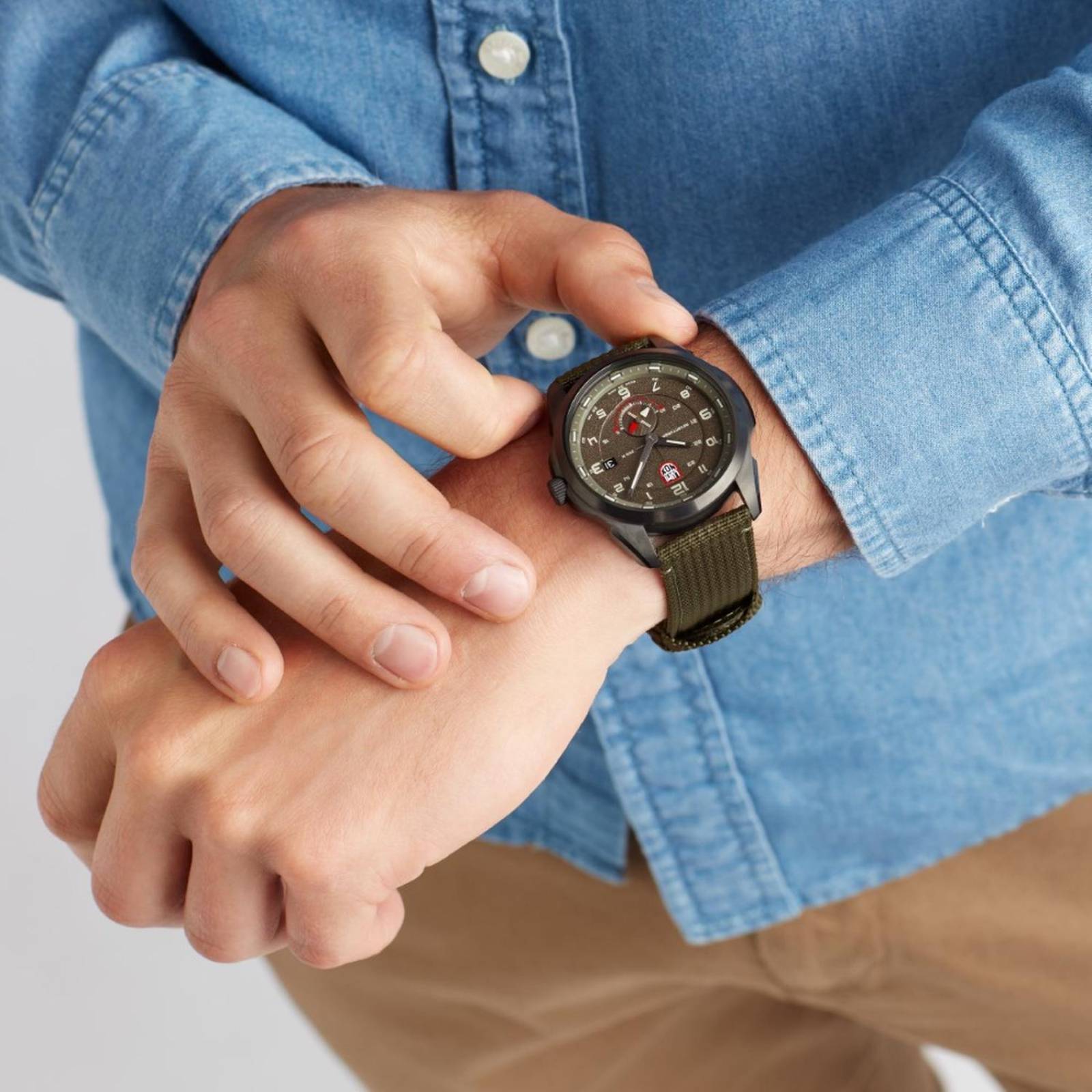 Reloj Luminox Atacama Adventurer Field XL.1767 Para Hombre 