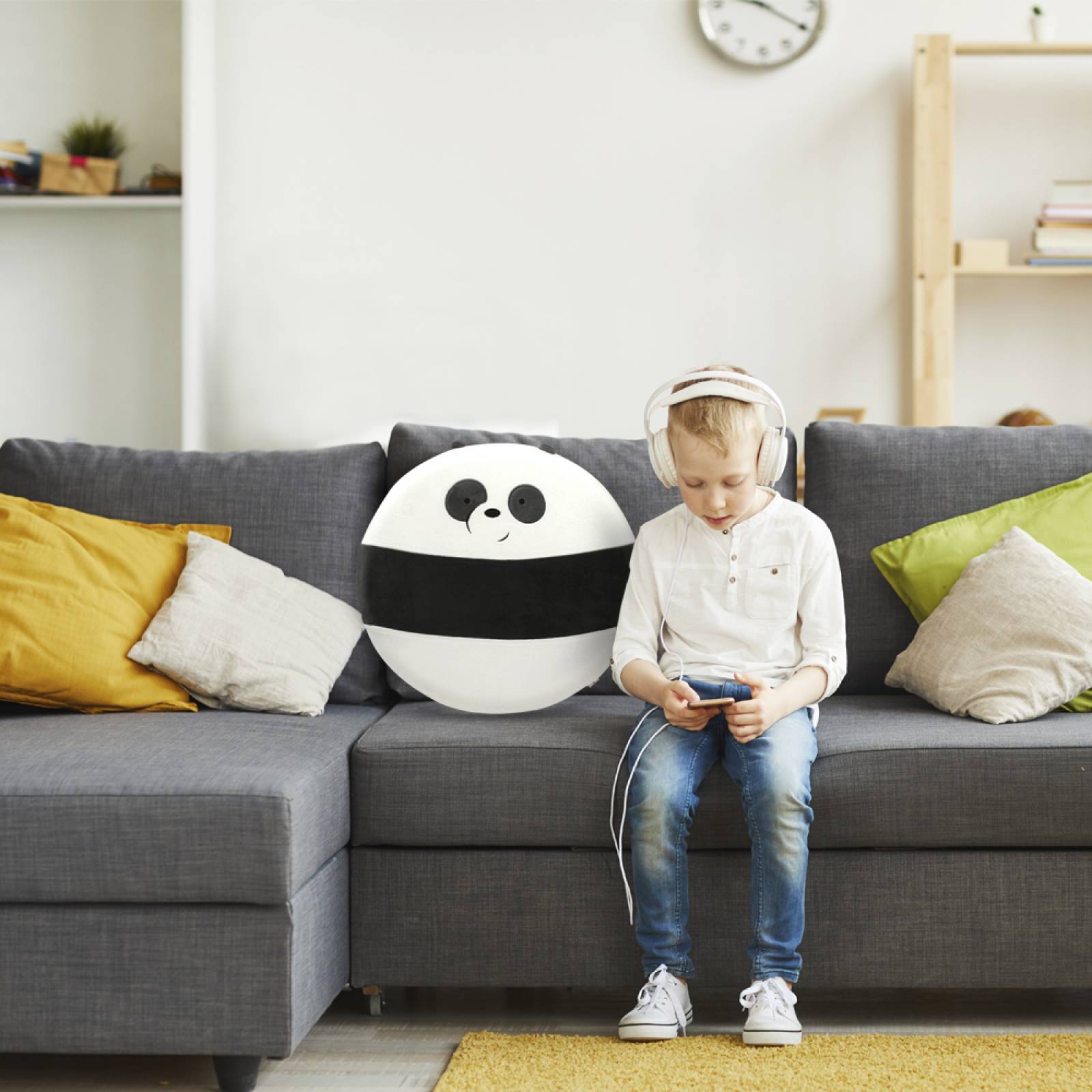 Miniso Cojín Circular We Bare Bears Panda 40 cm