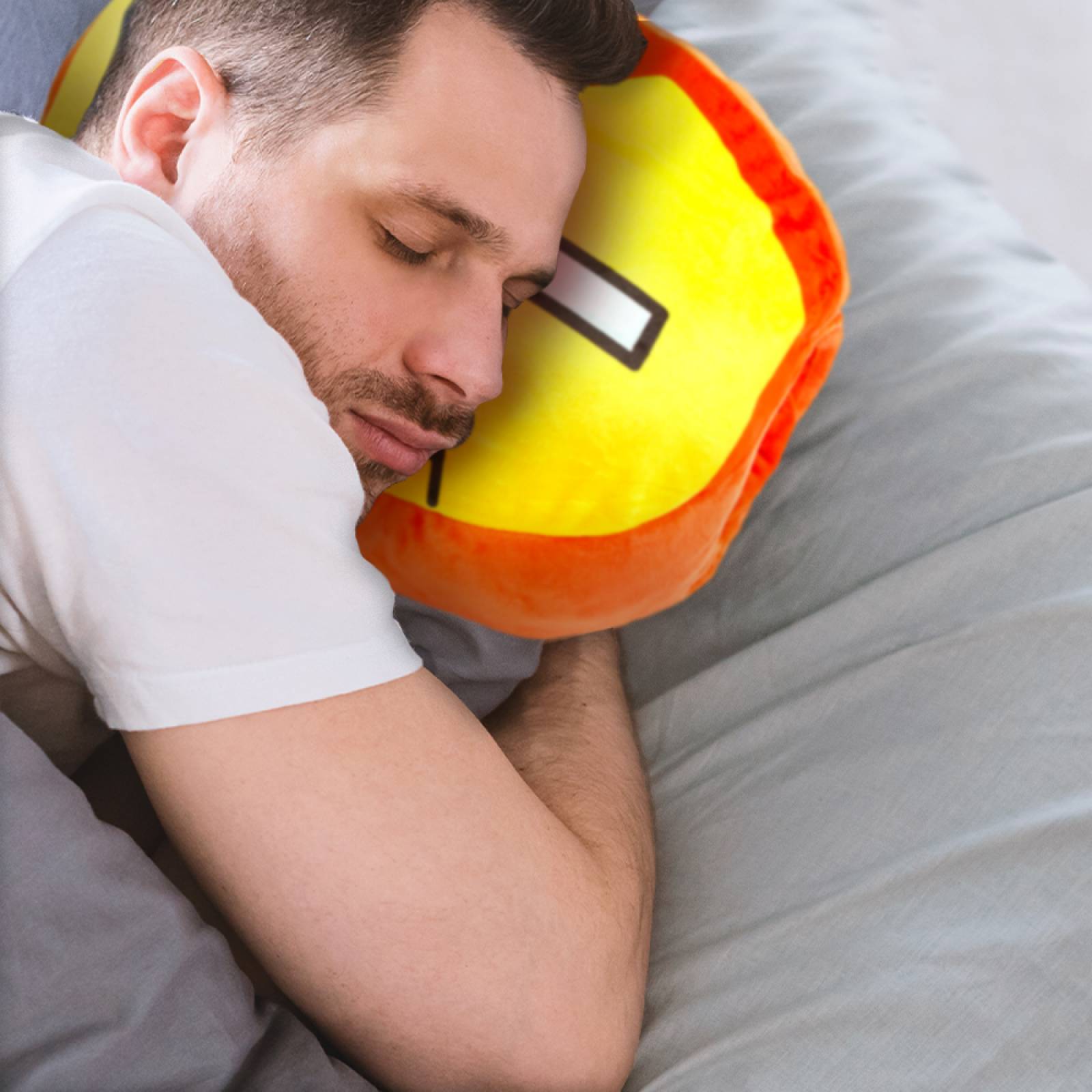 Miniso Cojín Marvel Iron Man Con Calentador De Manos