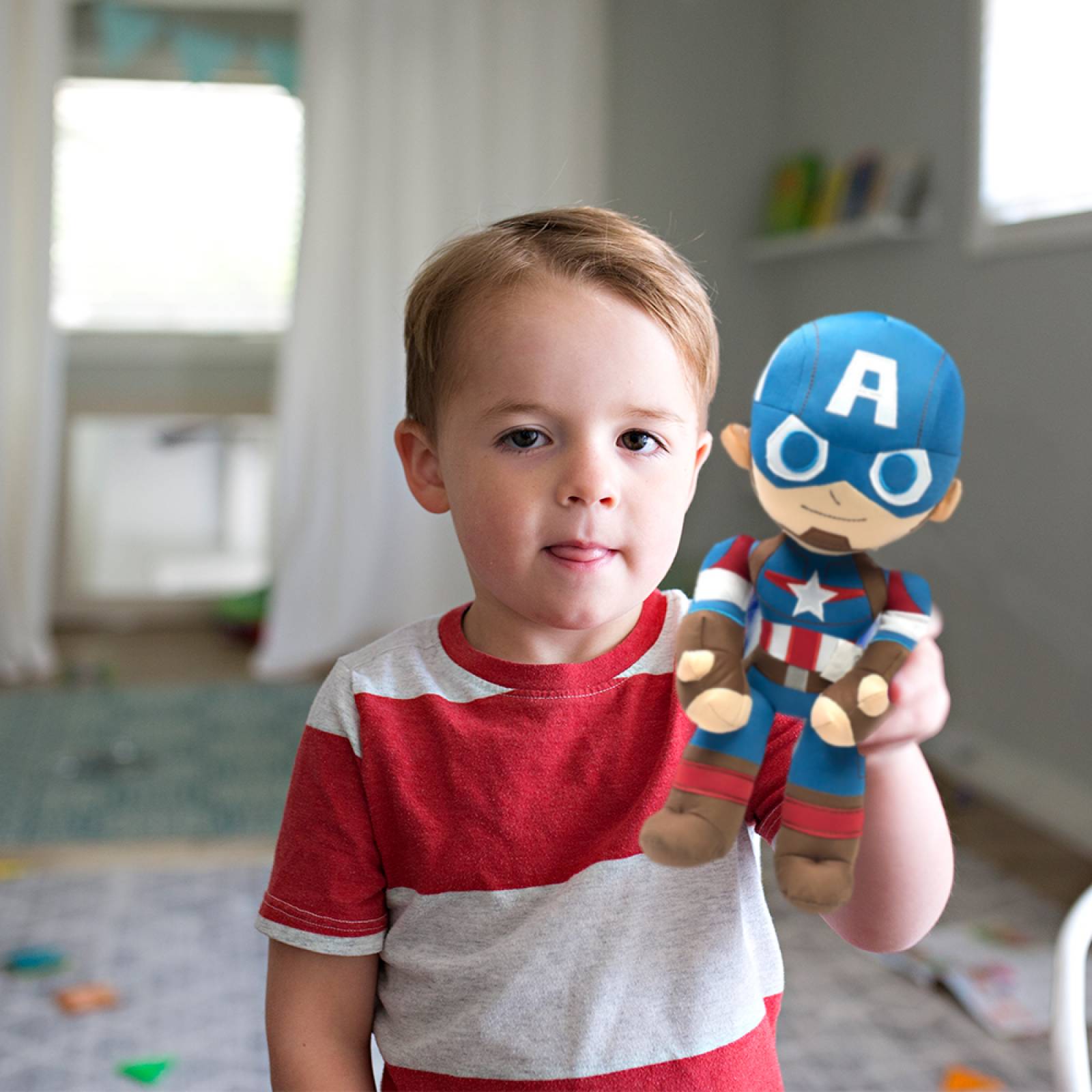 Miniso Peluche Marvel Capitán América De Pie 43 X 21 CM