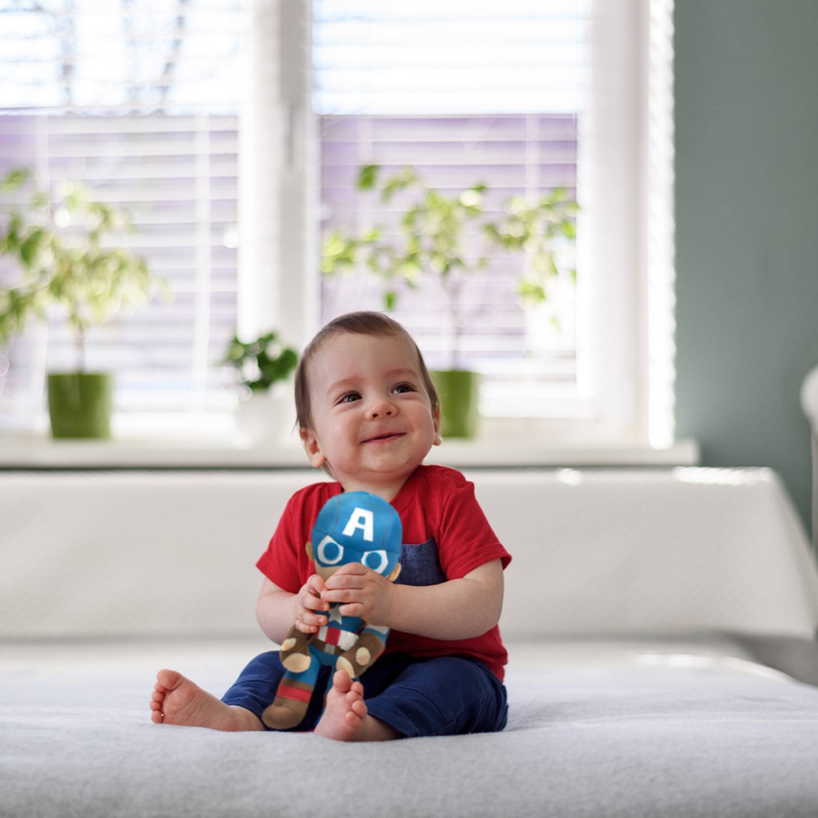 Miniso Peluche Marvel Capitán América De Pie 43 X 21 CM