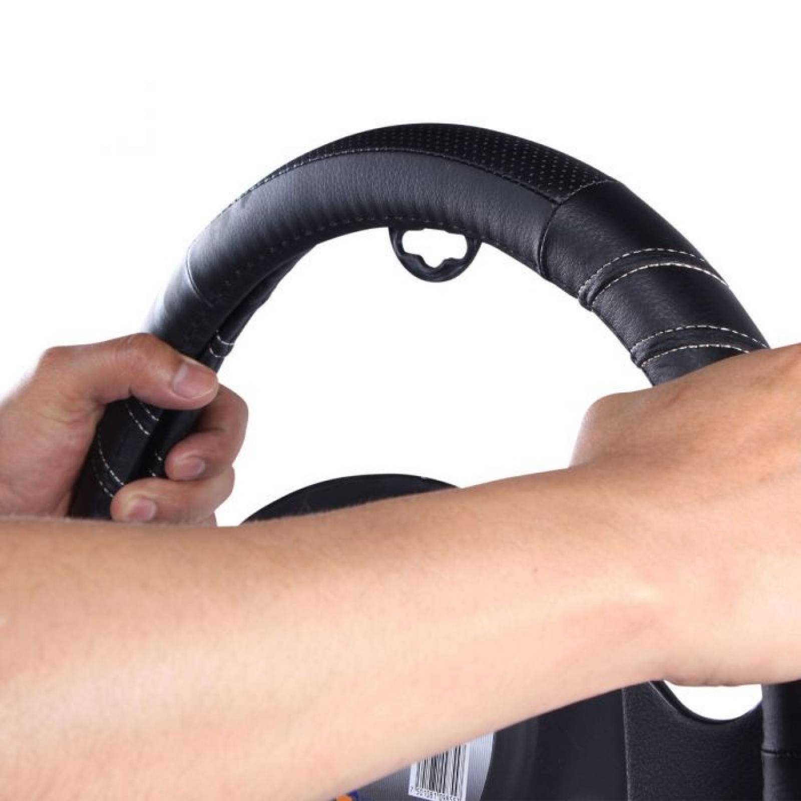 Cubre volante de piel color negro deportivo Mikels