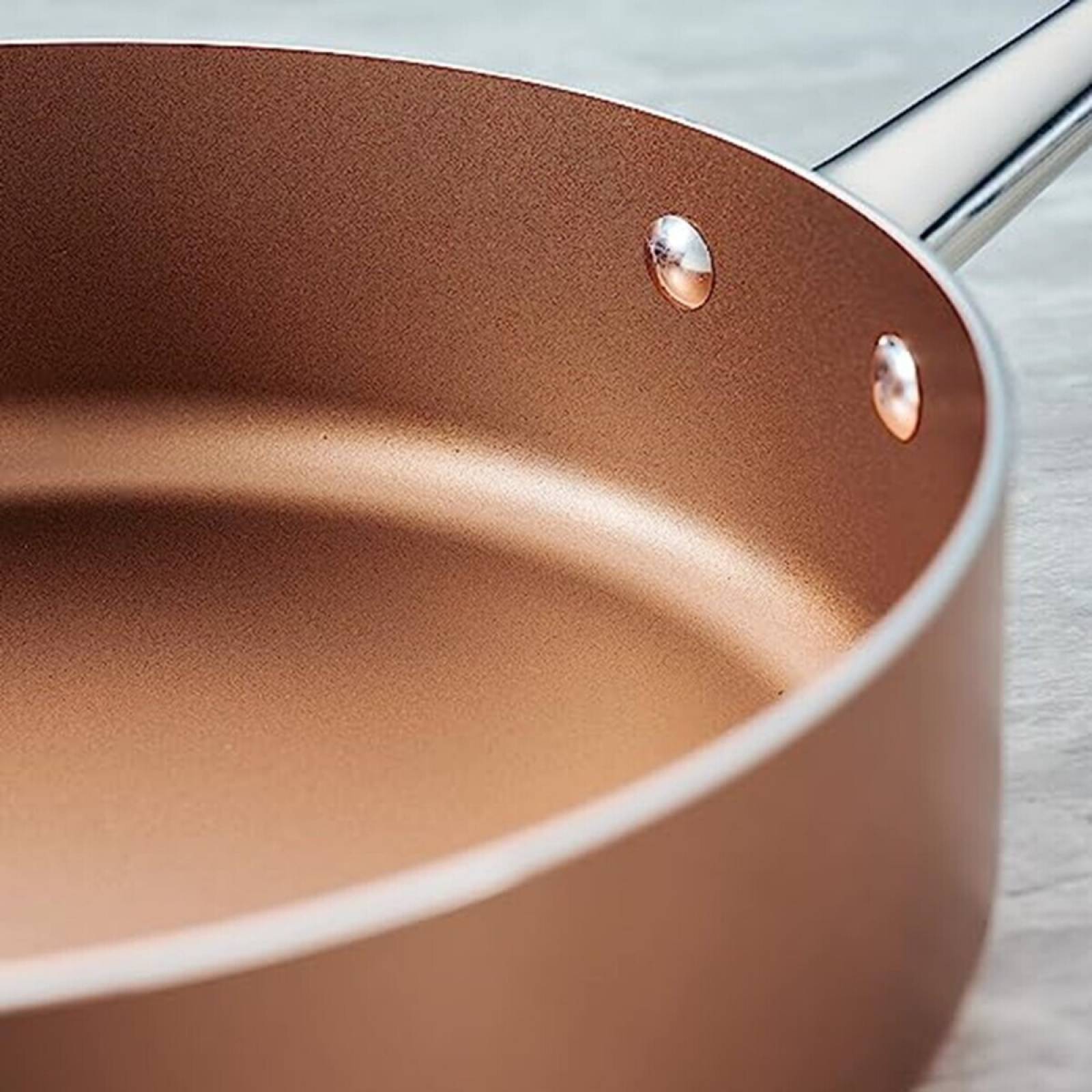 Batería de Cocina Tramontina Titanium 11 Piezas