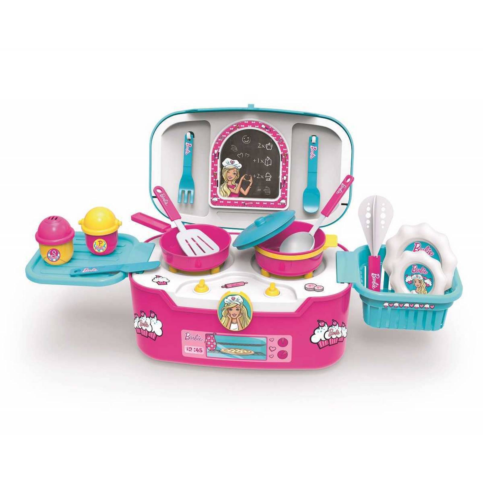 barbie en la cocina