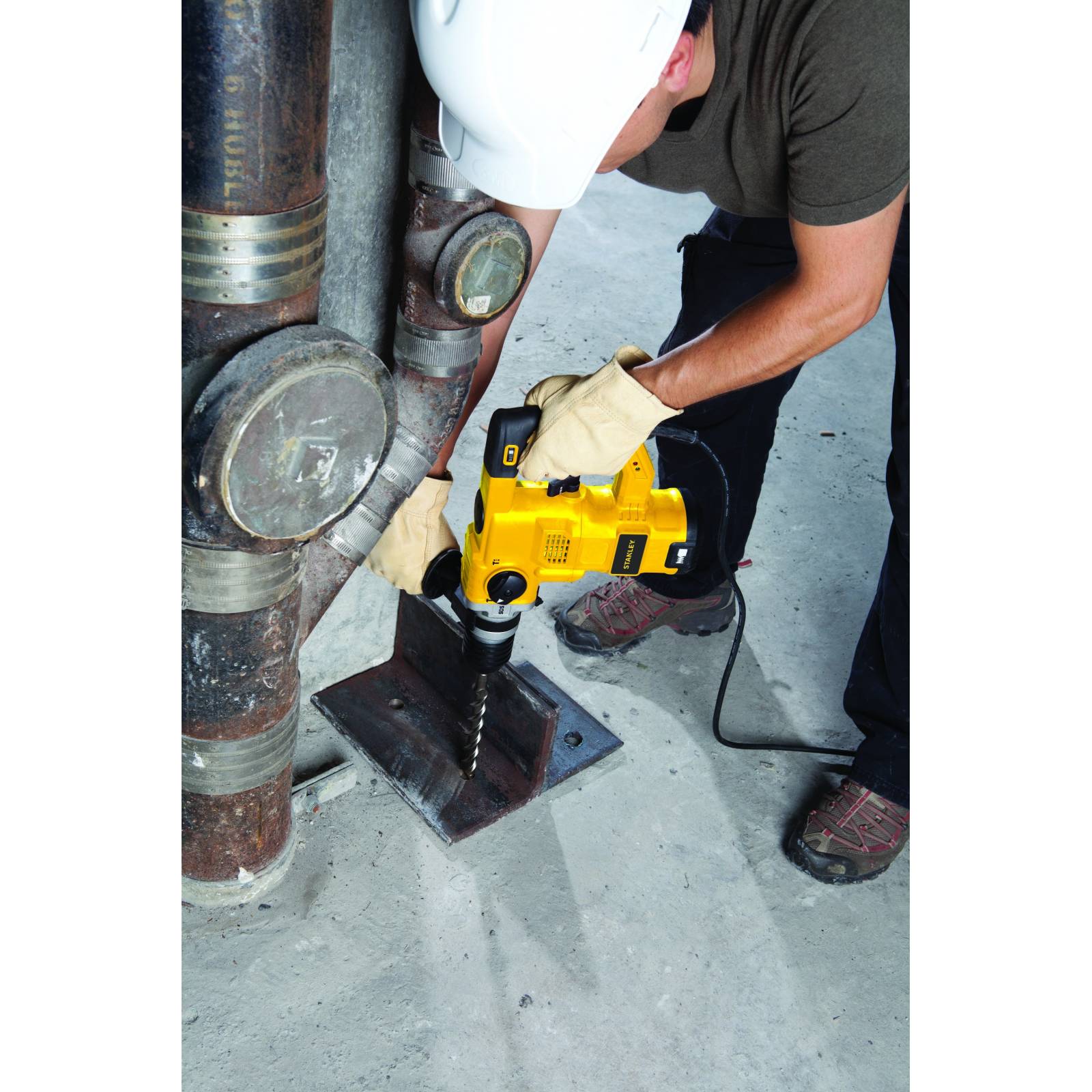 Rotomartillo SDS 3 Modos 1250W STANLEY STHR1232K B3