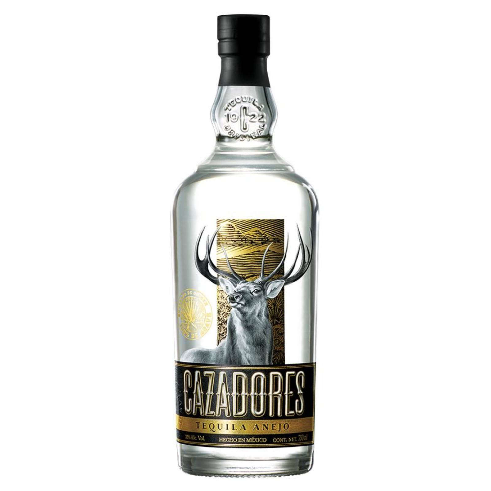 Tequila Cazadores Añejo Cristalino 750 ml