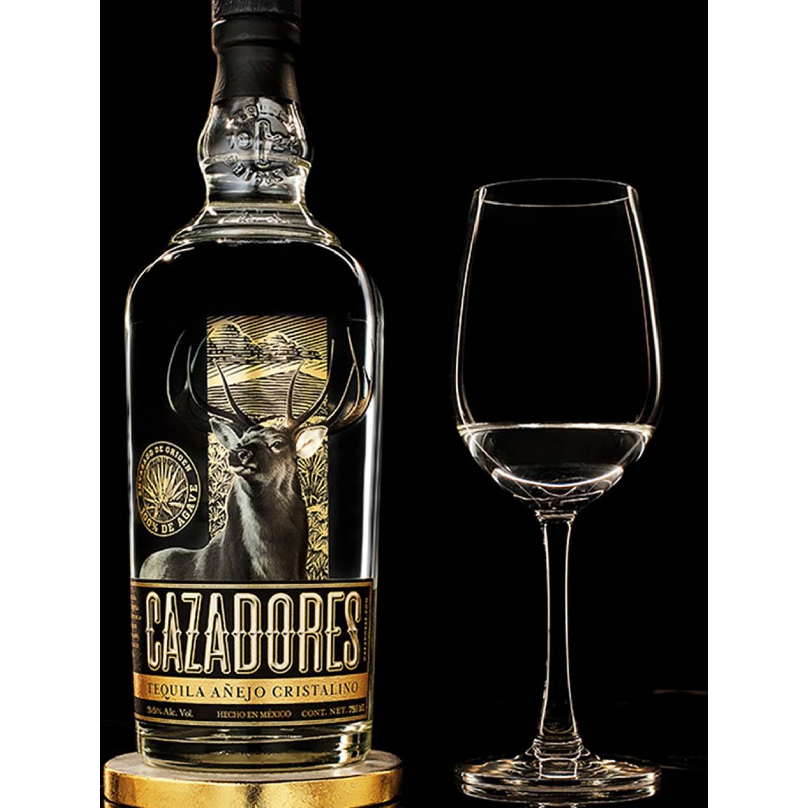 Pack de 12 Tequila Cazadores Añejo Cristalino 750 ml