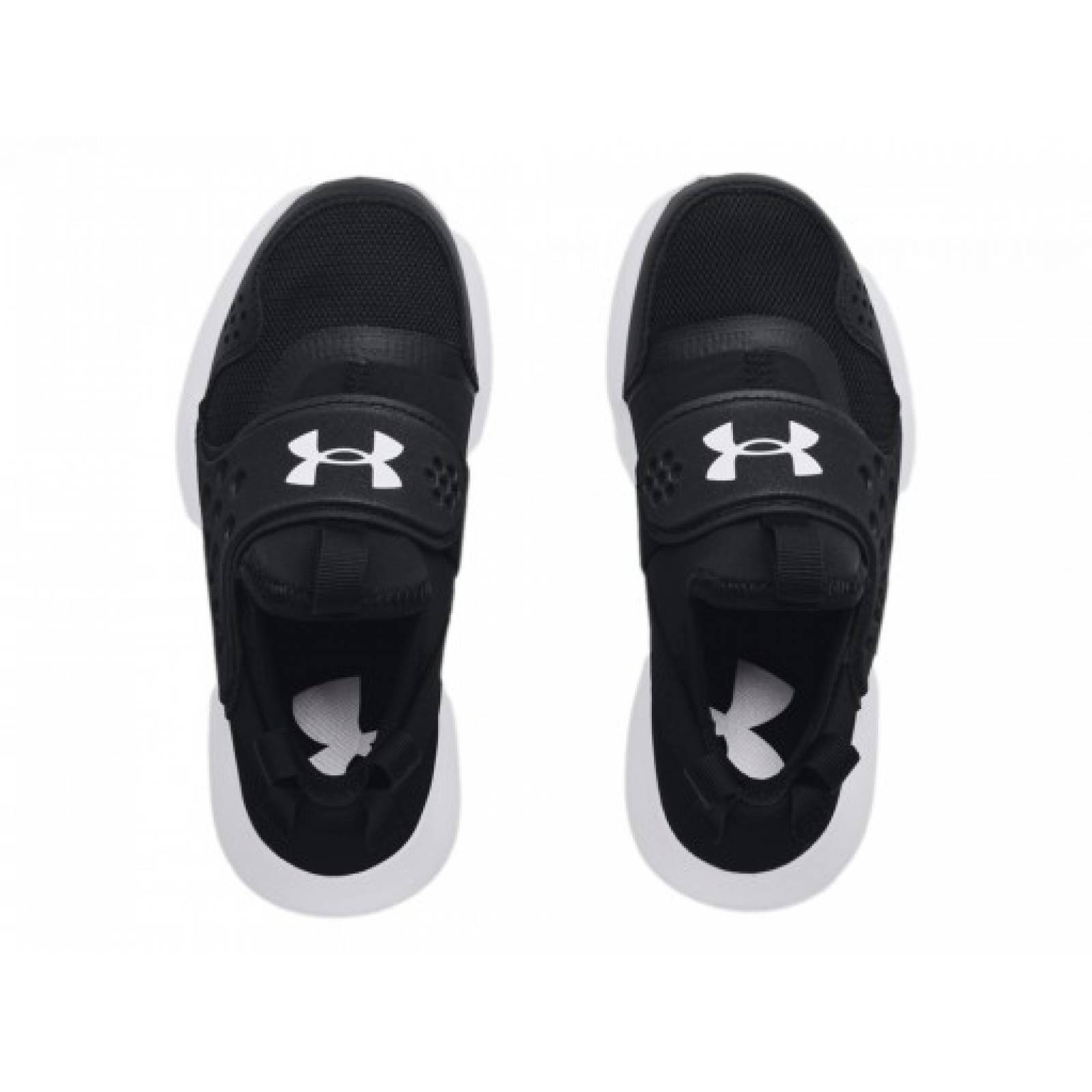 Tenis UNDER ARMOUR 3 024211 001 BLK UA BPS RUNPLAY  17 23 NIÑOS