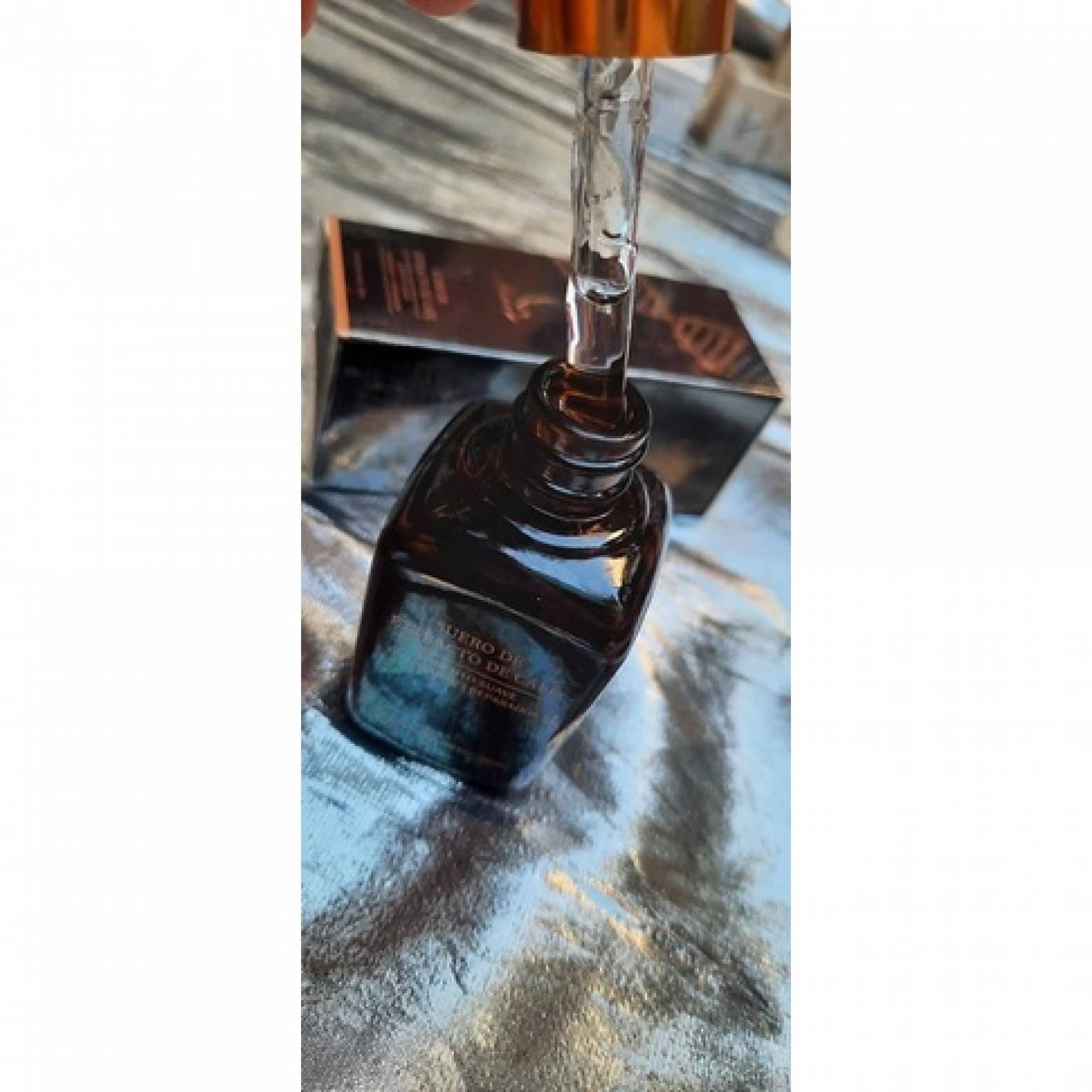 Serum de Extractó De Café Antioxidante Aclarante