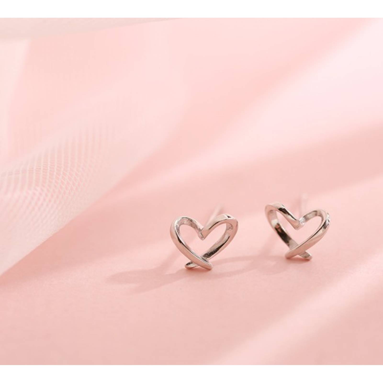 Aretes en forma de Corazón Plata 925