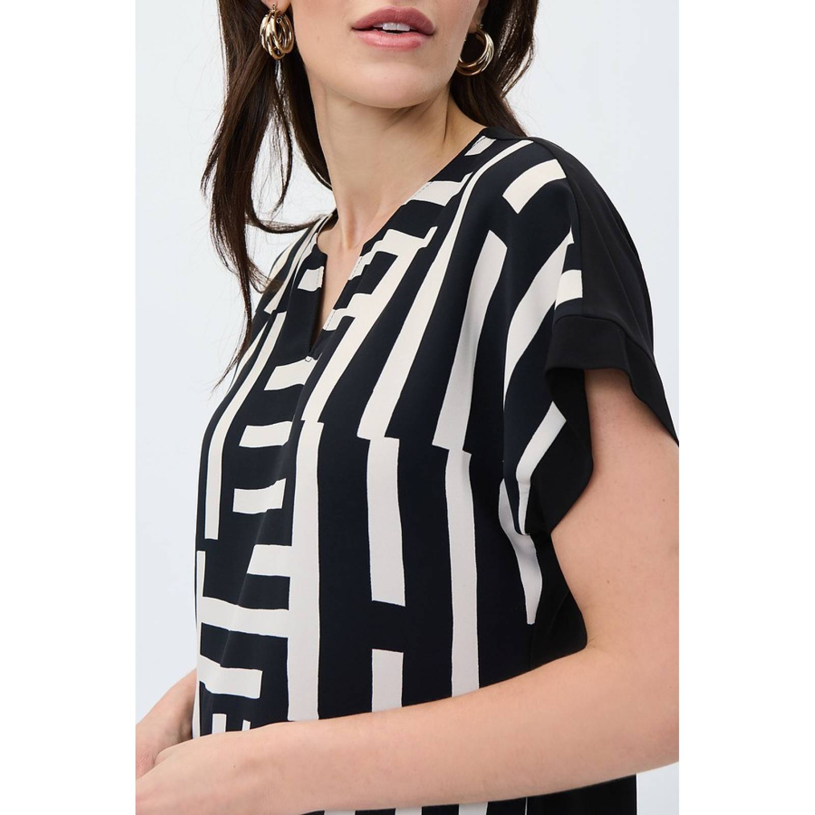 Blusa con Estampado Geométrico Joseph Ribkoff 231157 