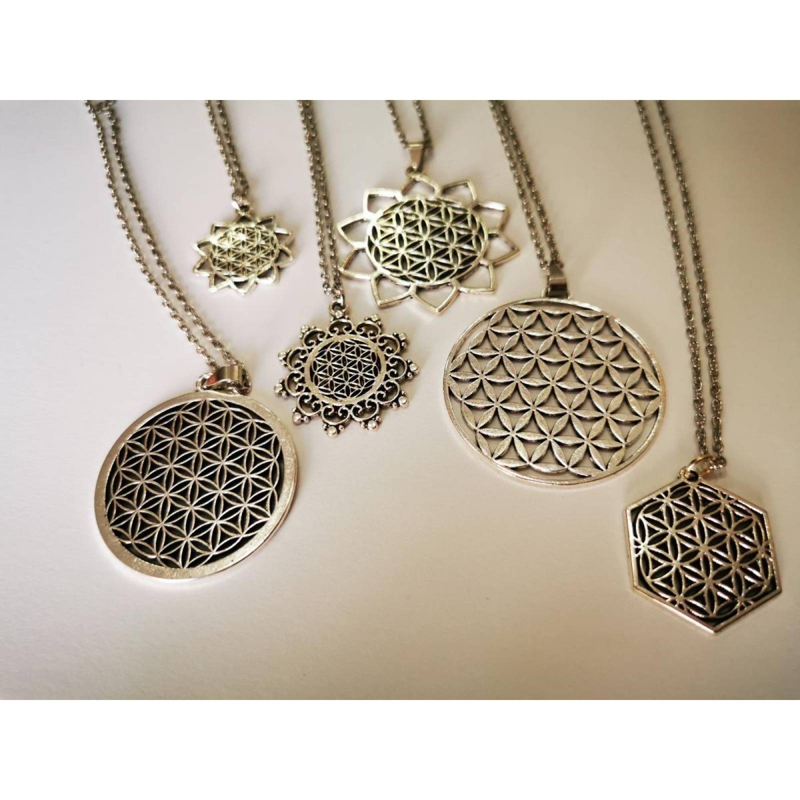 Collar Con Dije De Geometría Sagrada J-031 MODELO 6