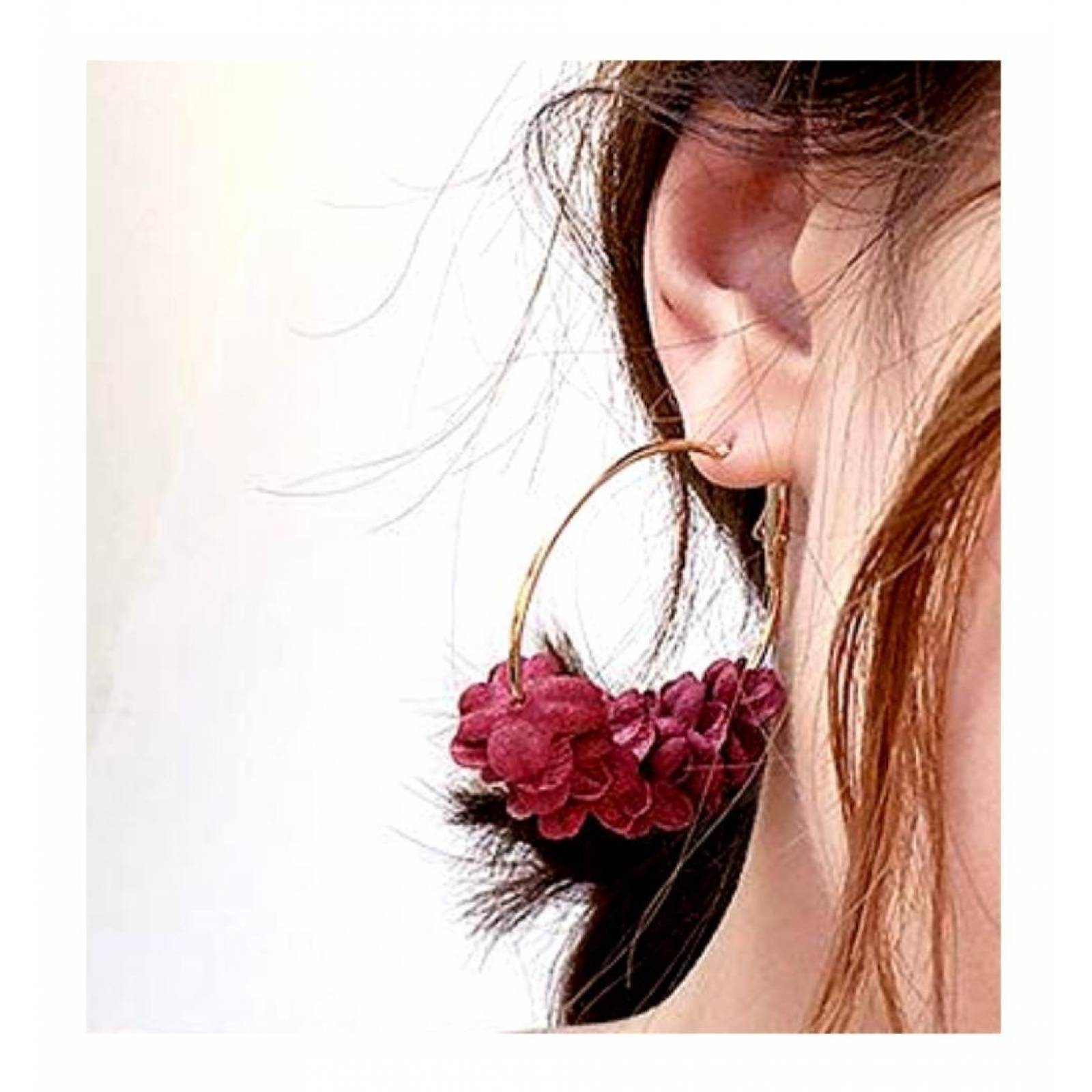 Arracadas Para Mujer De Flores J-010 GUINDA