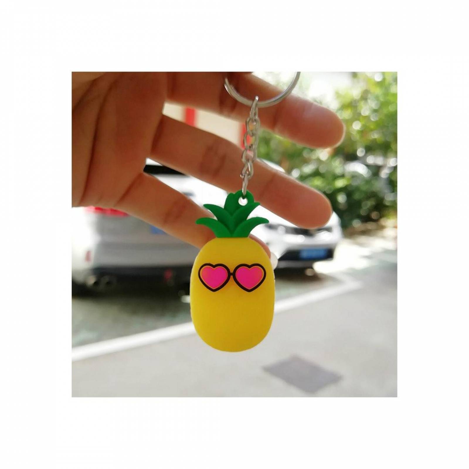 LLAVEROS DE FRUTAS DIVERTIDOS ANIMADOS A-195 PIÑA