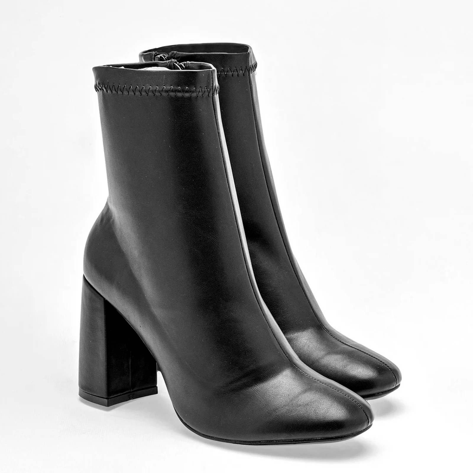 BOTIN DE PUNTA CON TACON CUADRADO Lady paulina 10505 Color Negro PARA Mujer Tx7