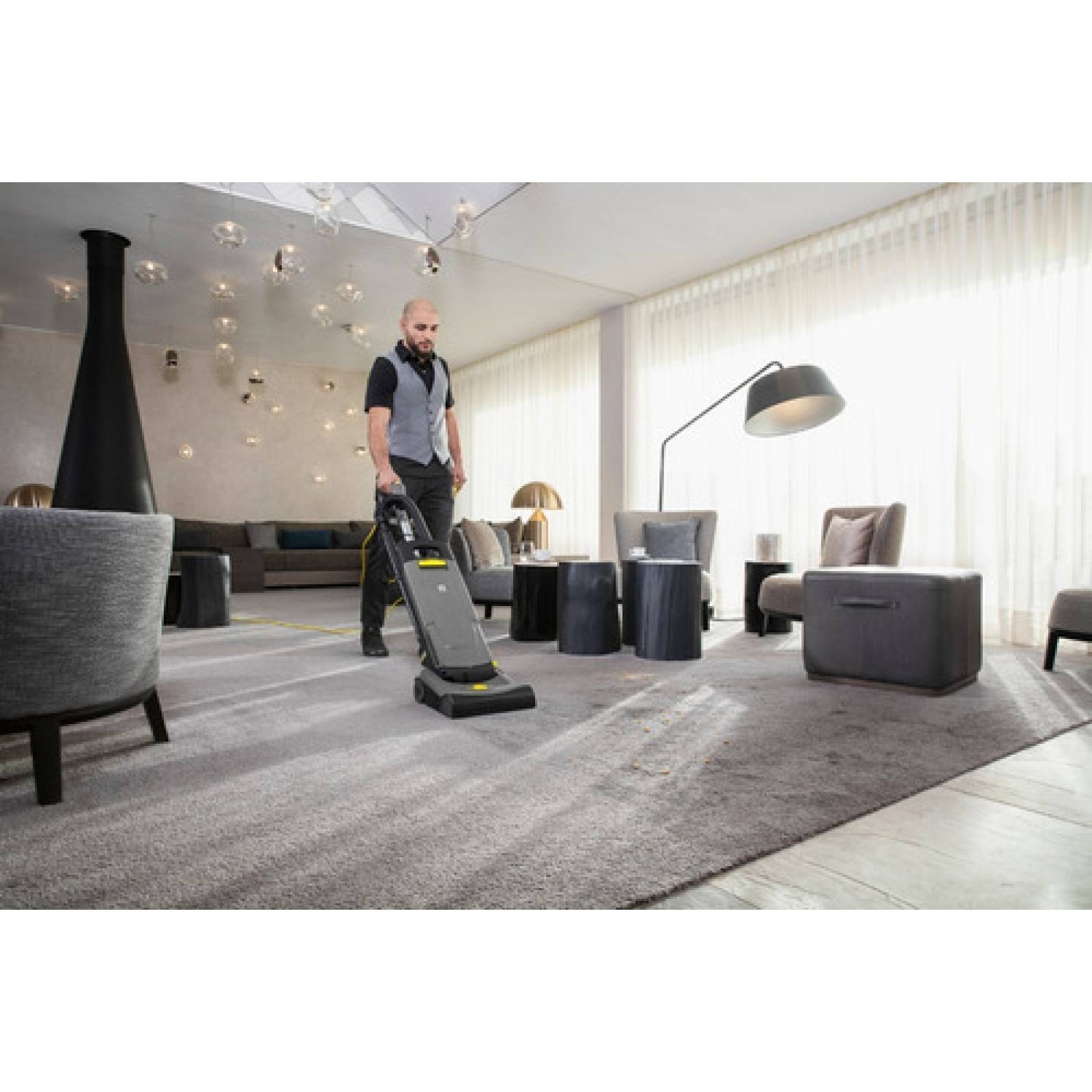 Aspiradora Barredora Industrial Karcher Cv 30/1 Para Polvo