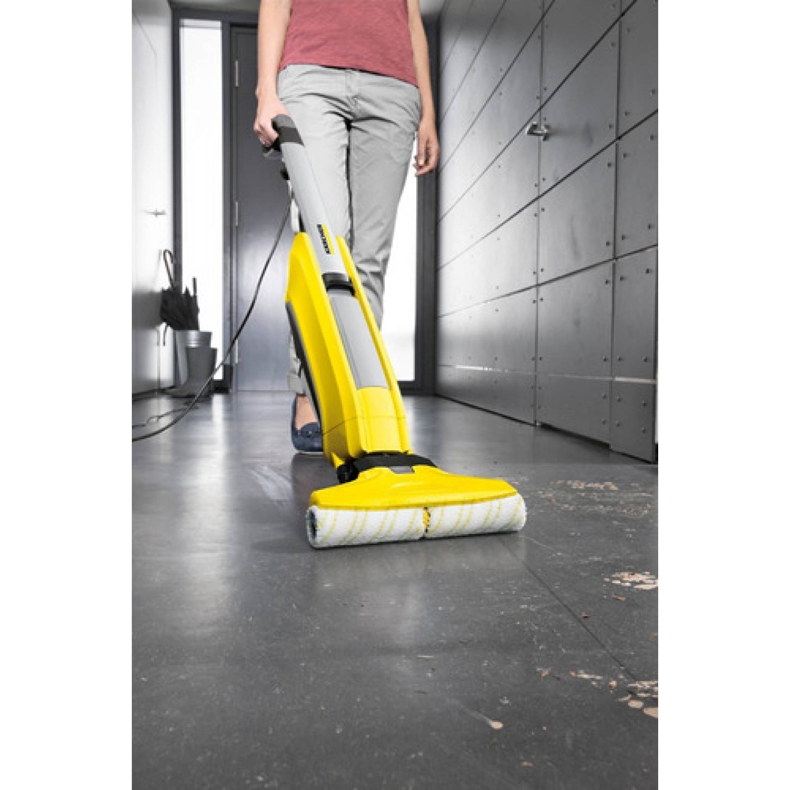 Limpiadora De Pisos Y Madera Con Aspirado Karcher Fc5 