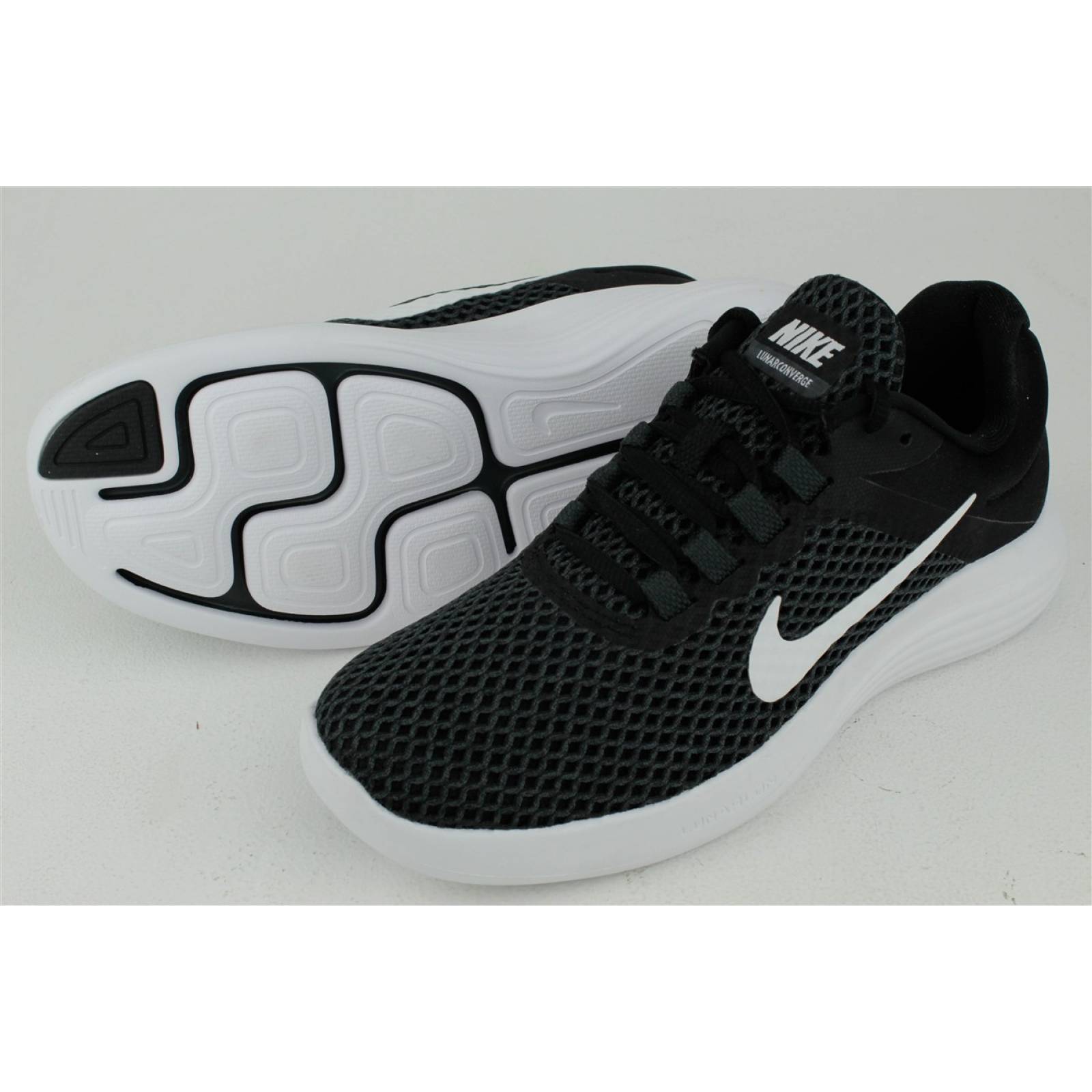 Tenis nike lunar converge 2 dama negro blanco
