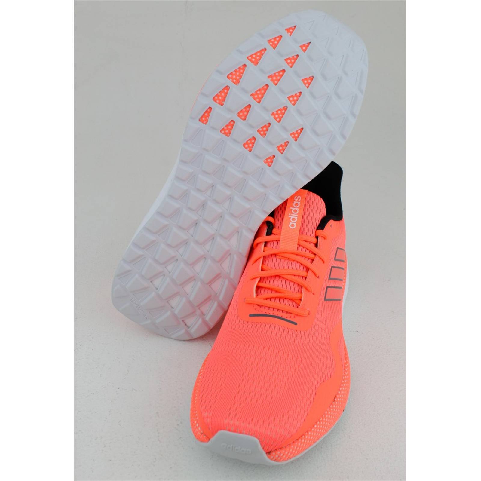 Tenis adidas novafvse x dama naranja coral