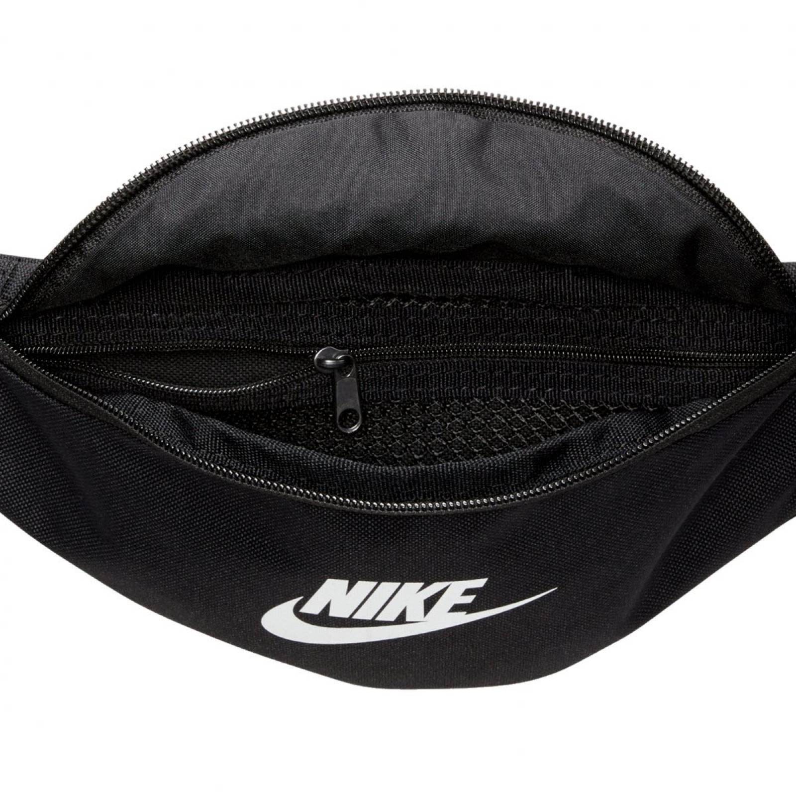 CANGURERA NIKE HERITAGE NEGRO DB0488010