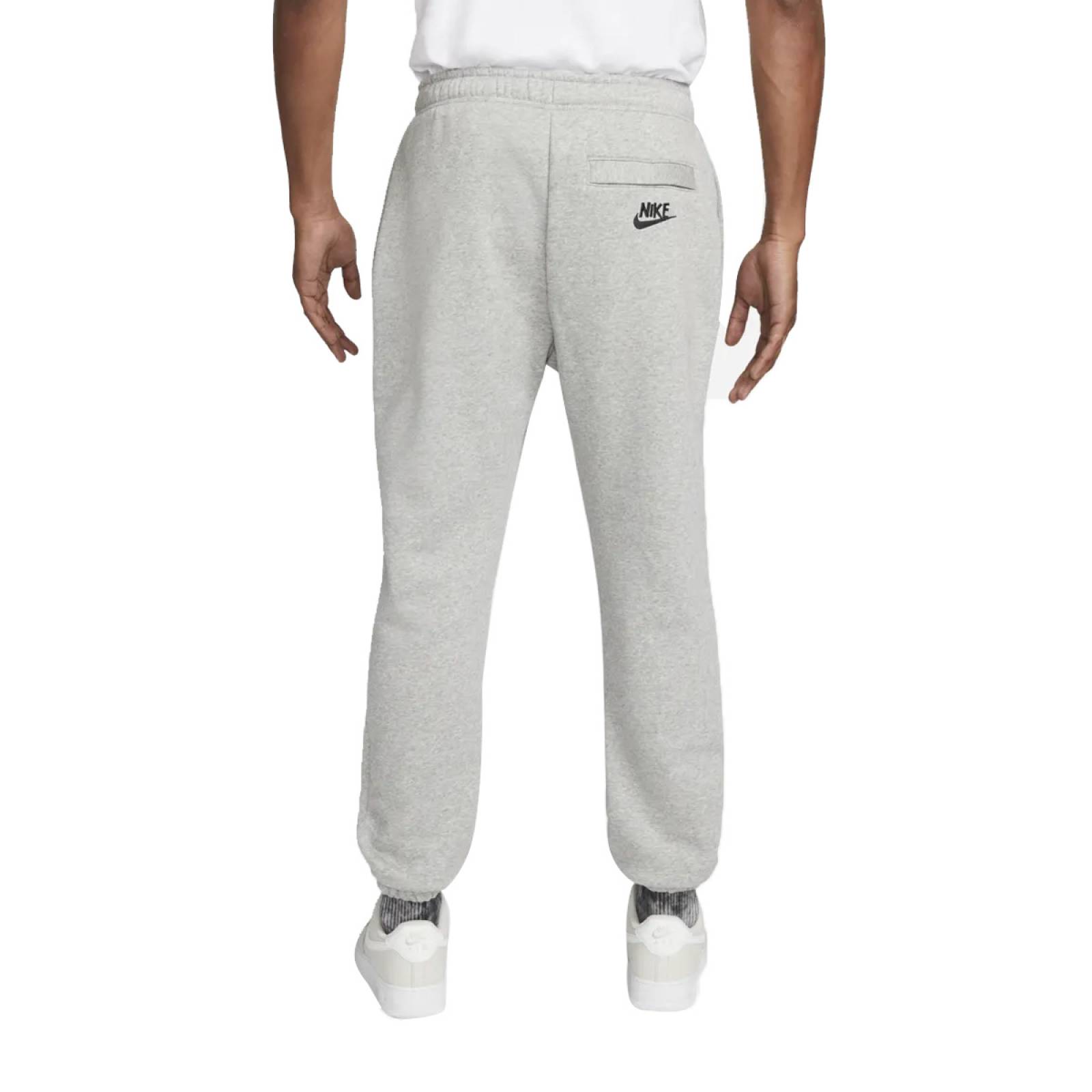 JOGGER NIKE SPORTWEAR GRIS DQ4081063