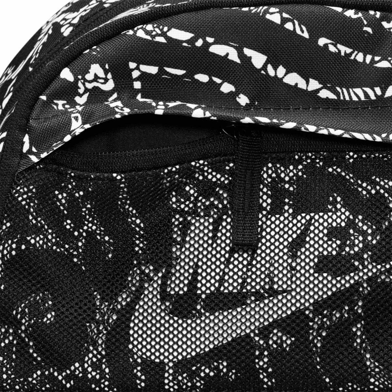MOCHILA NIKE ELEMENTAL BLANCO NEGRO DQ5764010
