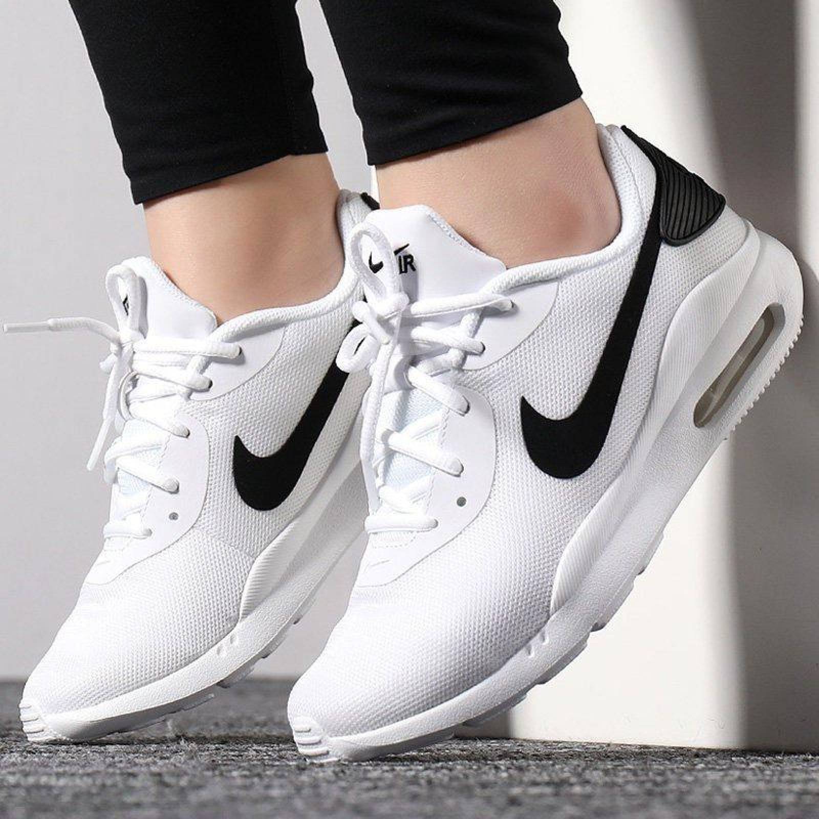 Tenis Nike Air Max Oketo UNISEX AQ2231-100 