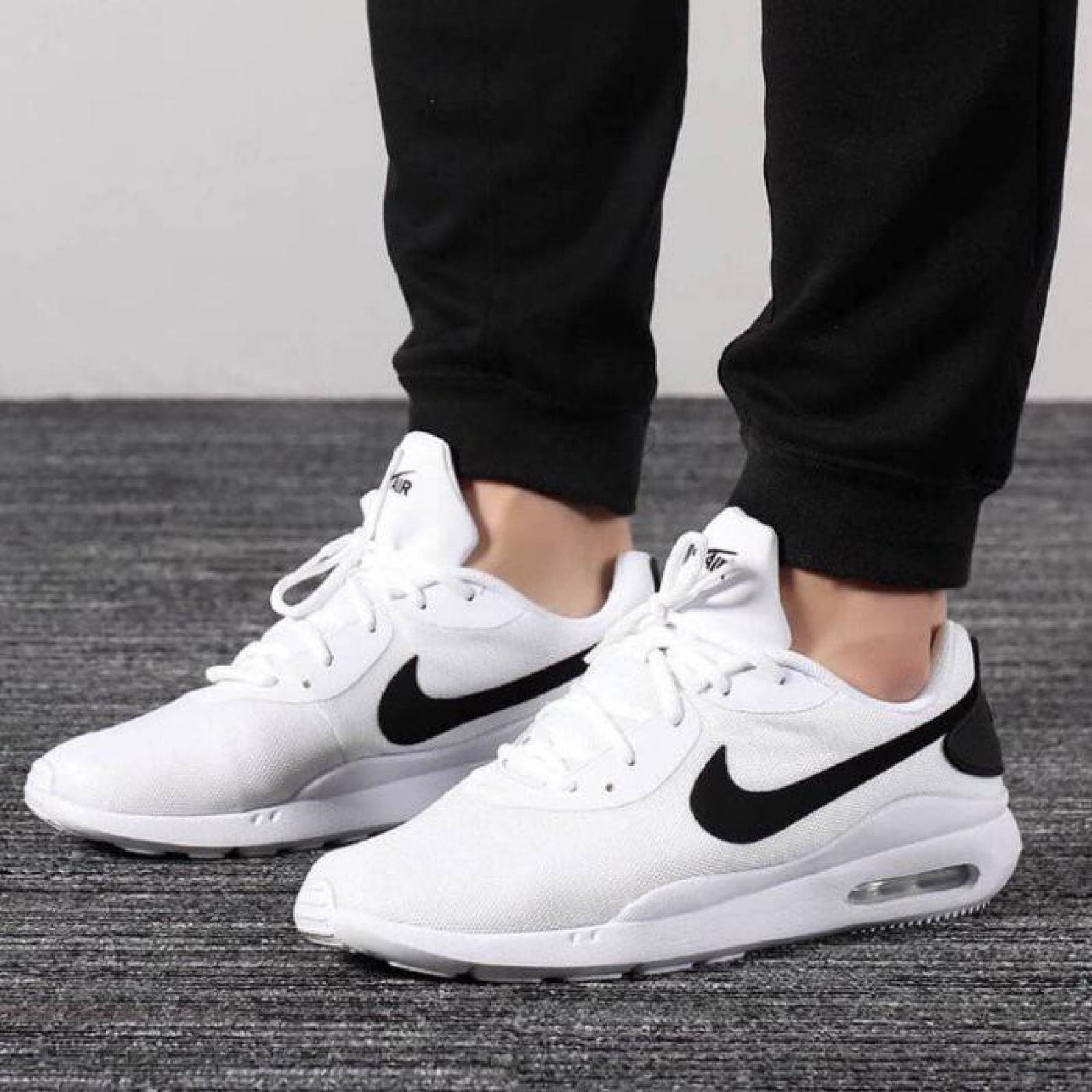 Tenis Nike Air Max Oketo UNISEX AQ2231-100 