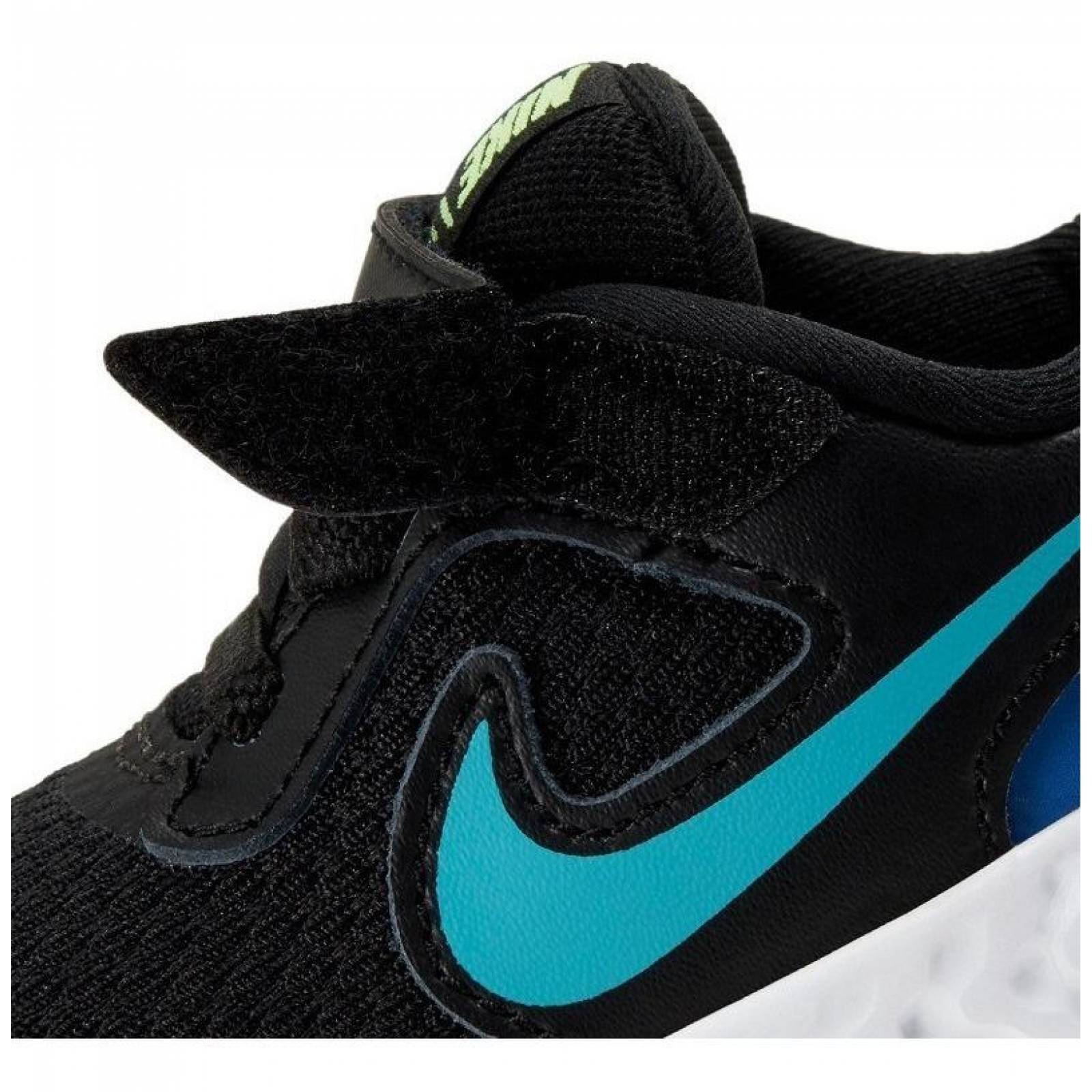 Tenis Nike Revolution 5 para Niños Pequeños BQ5673-011  