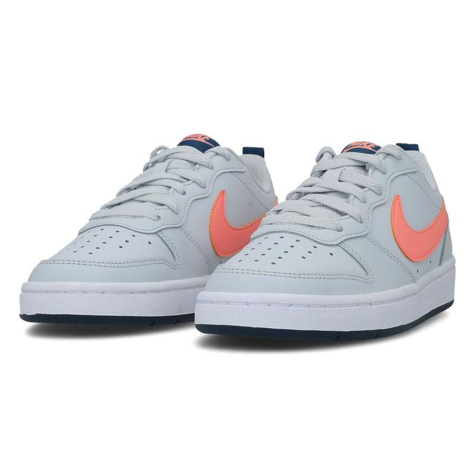 tenis nike gris con rojo
