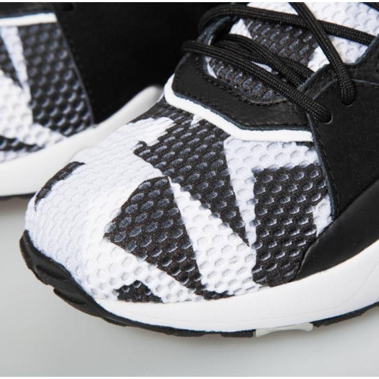 Tenis Puma B.O.G Sock Graphic para Hombre 363189-01 