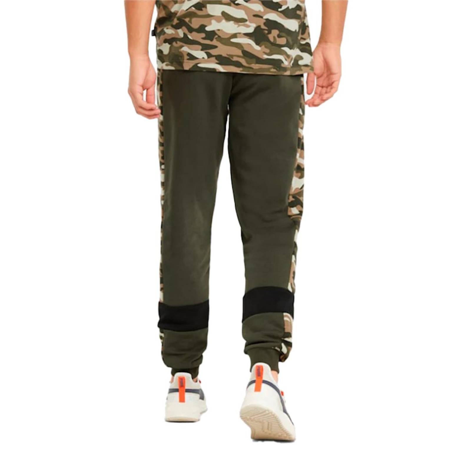 Puma camo joggers hotsell