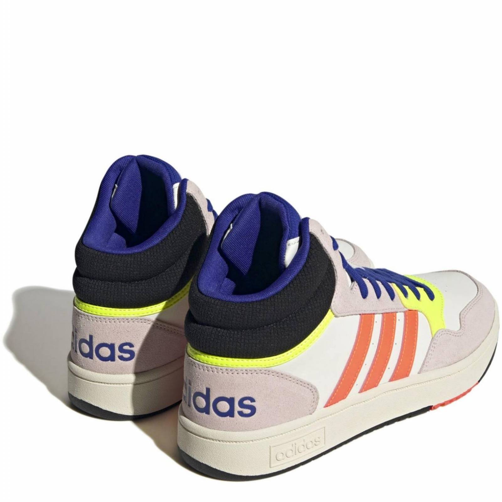 hrn..希望額 相談️⭕️ Tenis Adidas Hoops 3.0 MID para Hombre. HQ6248