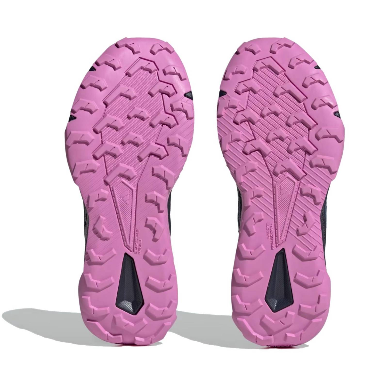 Tenis Adidas Tracefinder para Mujer. IF0557 