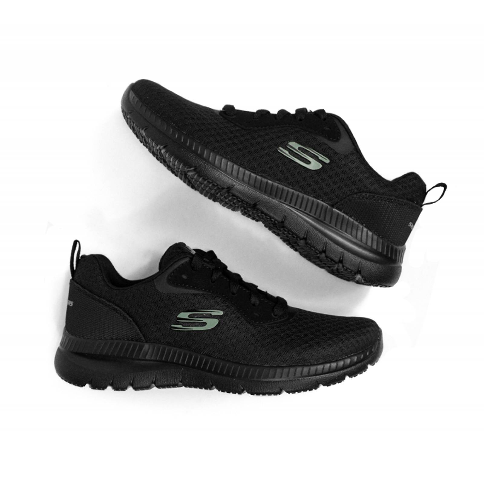 TENIS DAMA SKECHERS CASUAL CON AGUJETA NEGRO TEXTIL  12606
