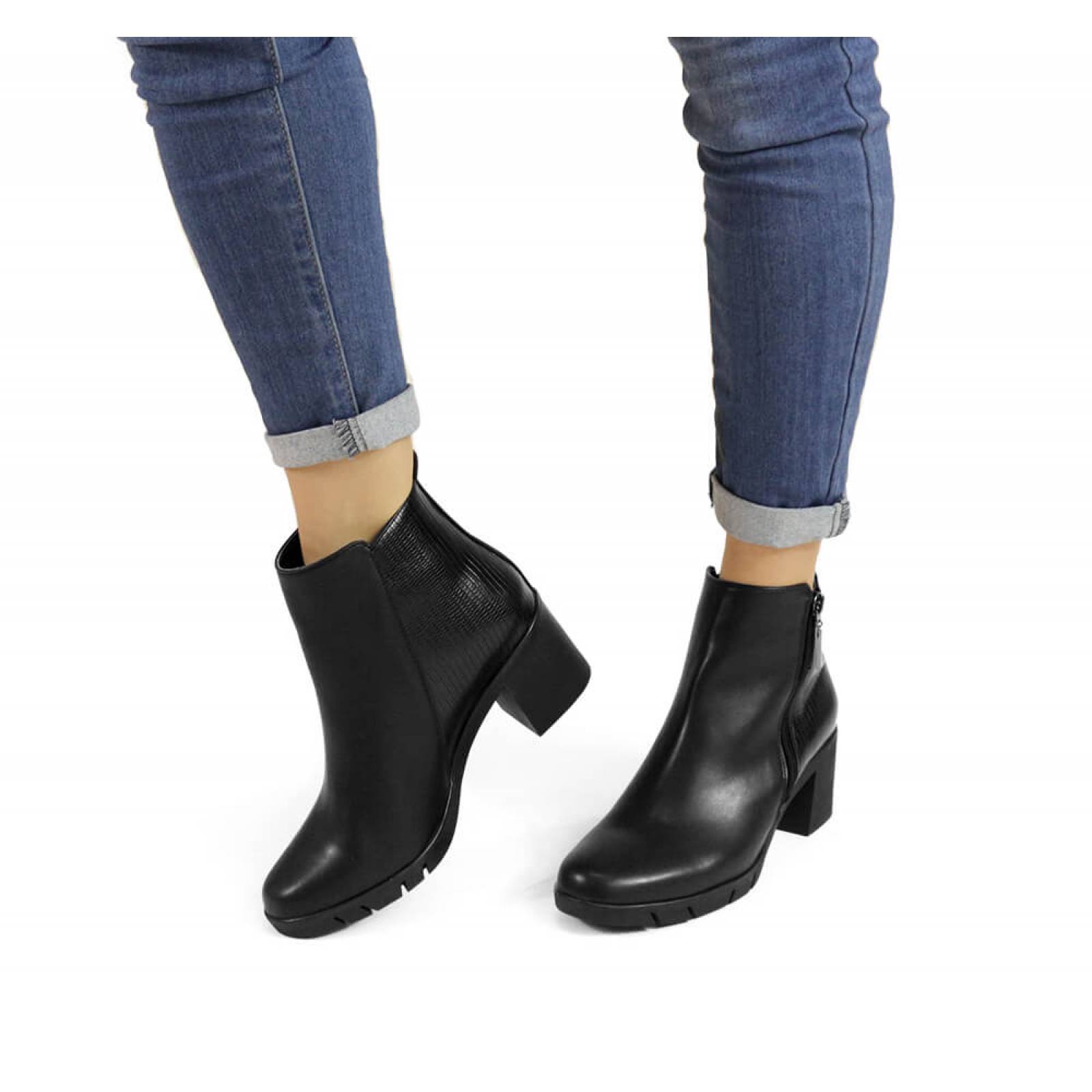BOTIN DAMA LADY PAULINA TACON CUADRADO MEDIO NEGRO NAIROBI IGUANA 24801