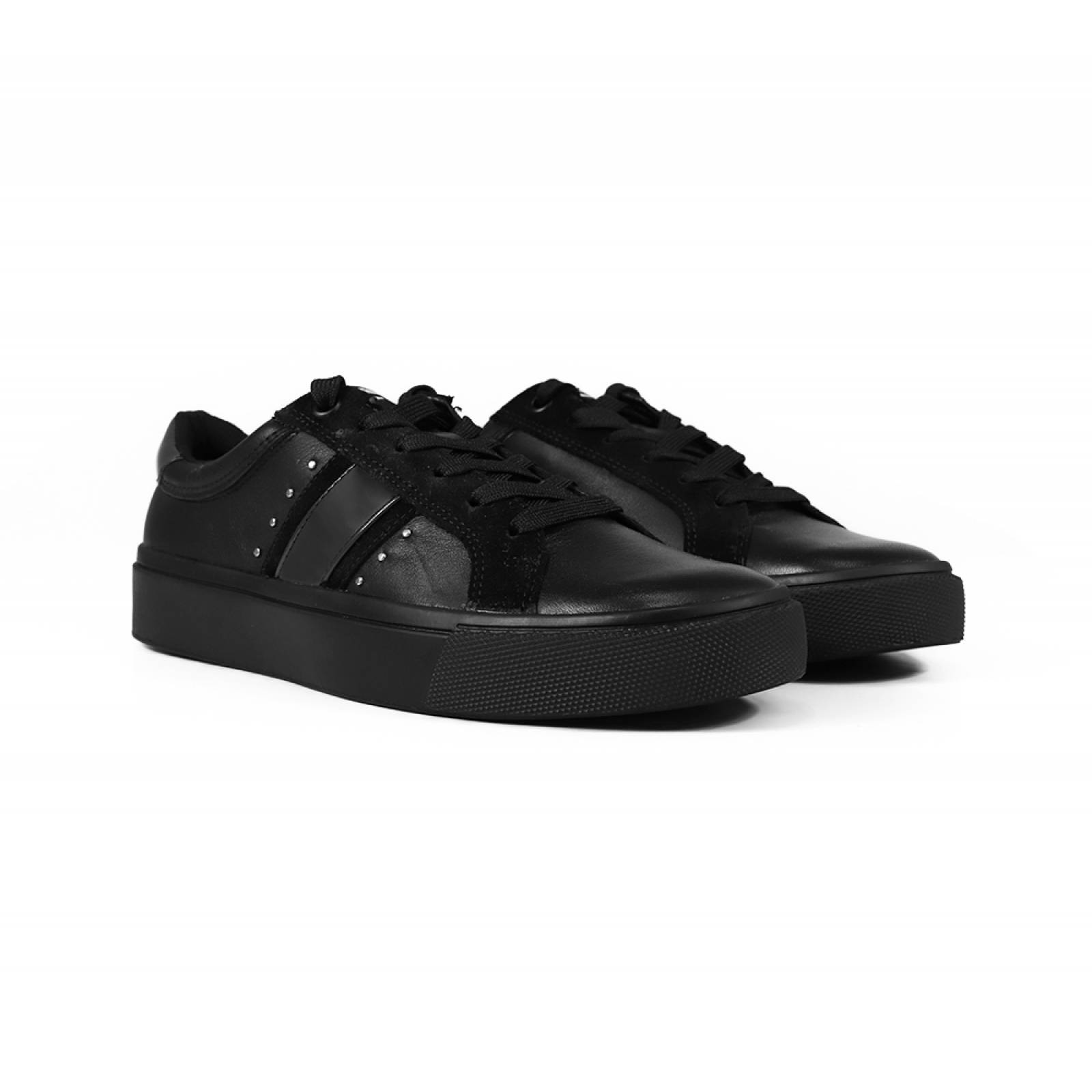 TENIS DAMA FLEXI CASUAL CON AGUJETA NEGRO PIEL  120205