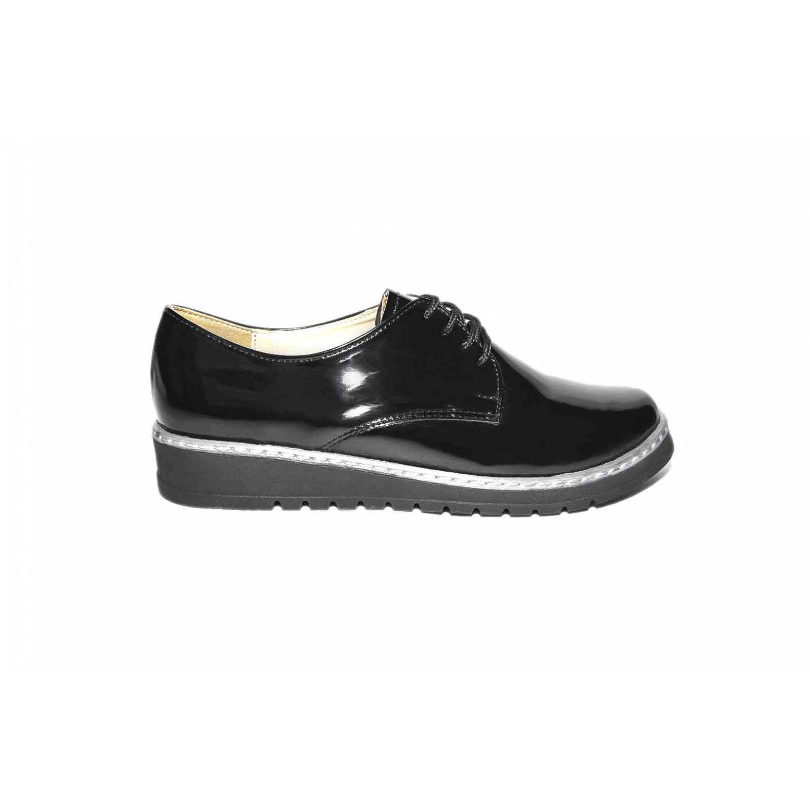 Zapato dama charol negro casual agujeta cerrado