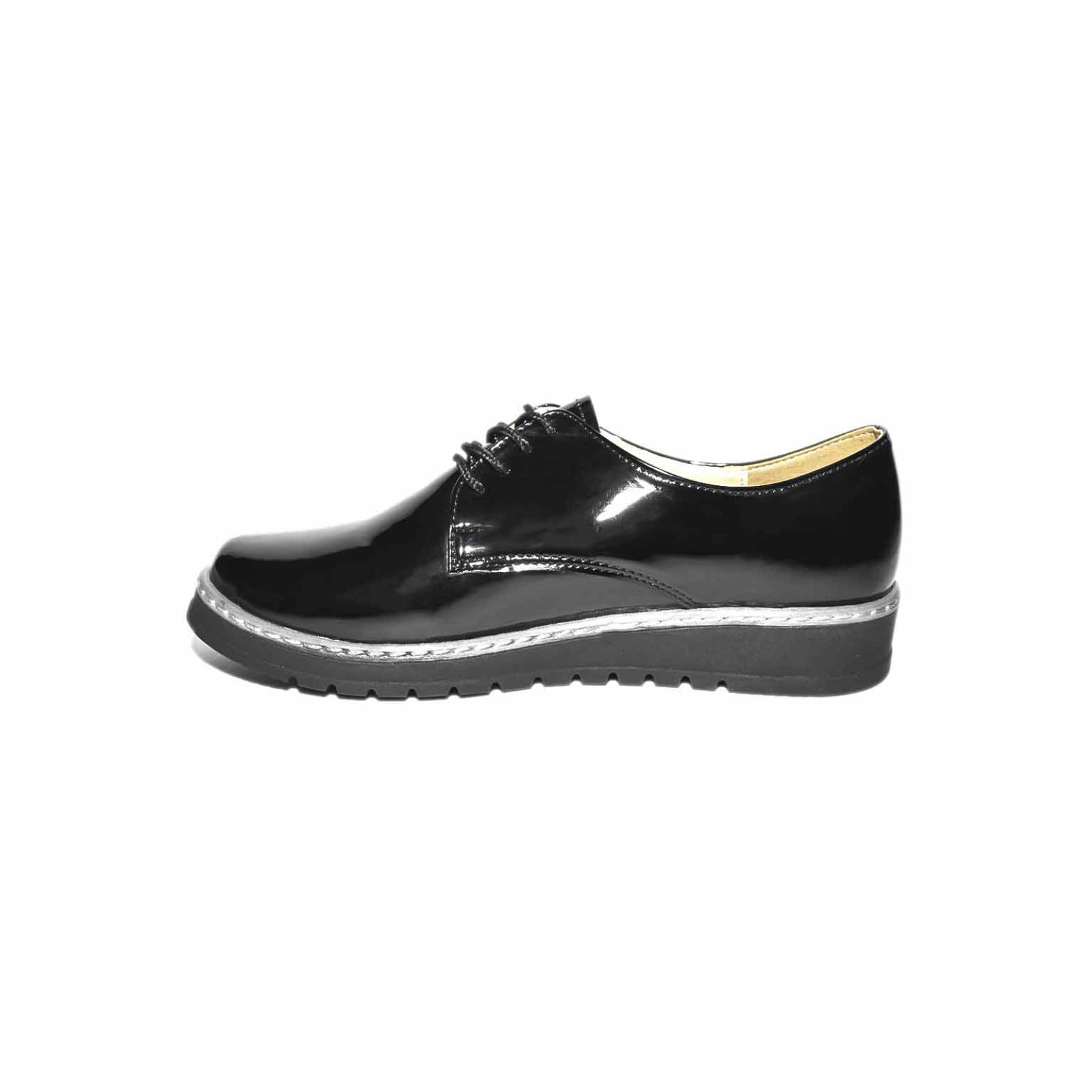 Zapato dama charol negro casual agujeta cerrado